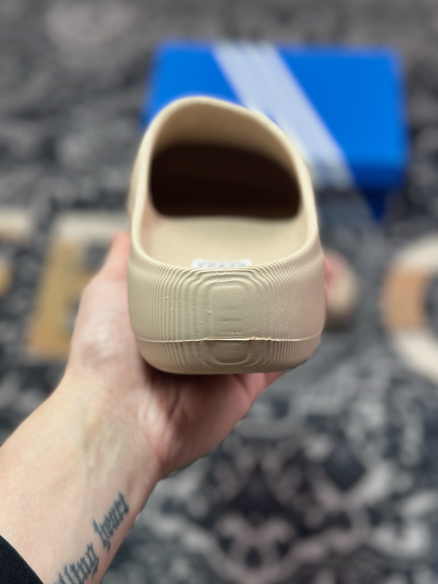 A0140 Adidas adiFOM Superstar Mule”Magic Beige”贝壳头鸭掌凉拖鞋“米黄棕” IE0754