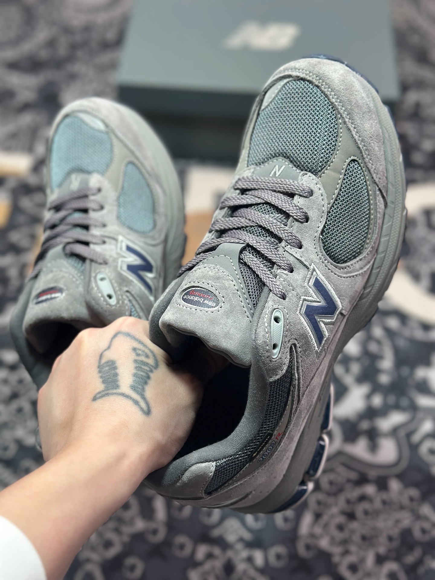 原装级别 New Balance 2002系列 复古休闲跑步鞋 M2002R