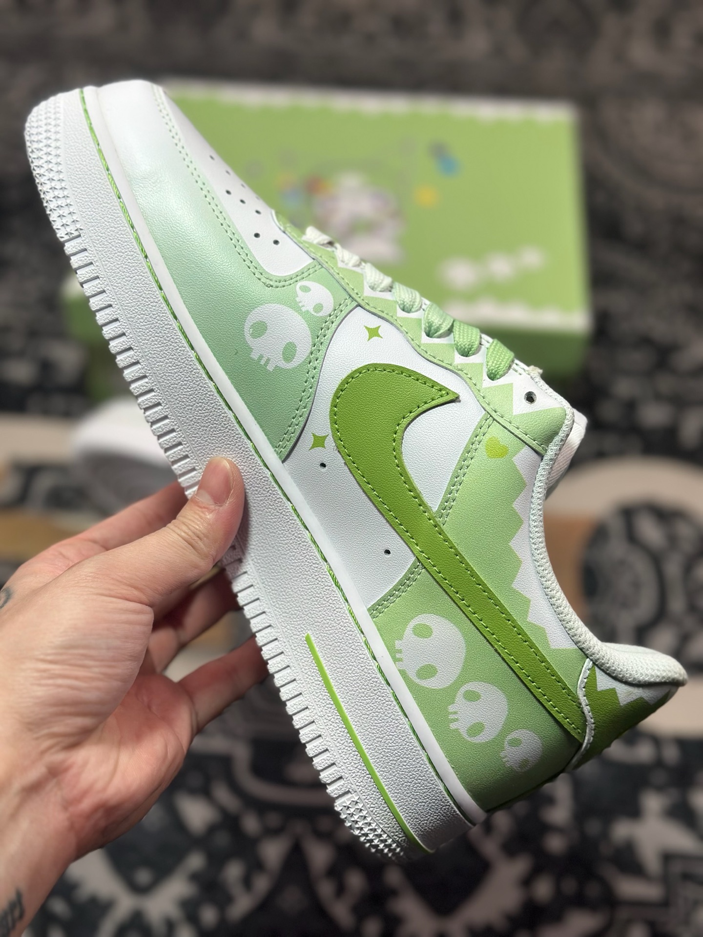 原装级别 Nike Air Force 1 Low 小巫女联名