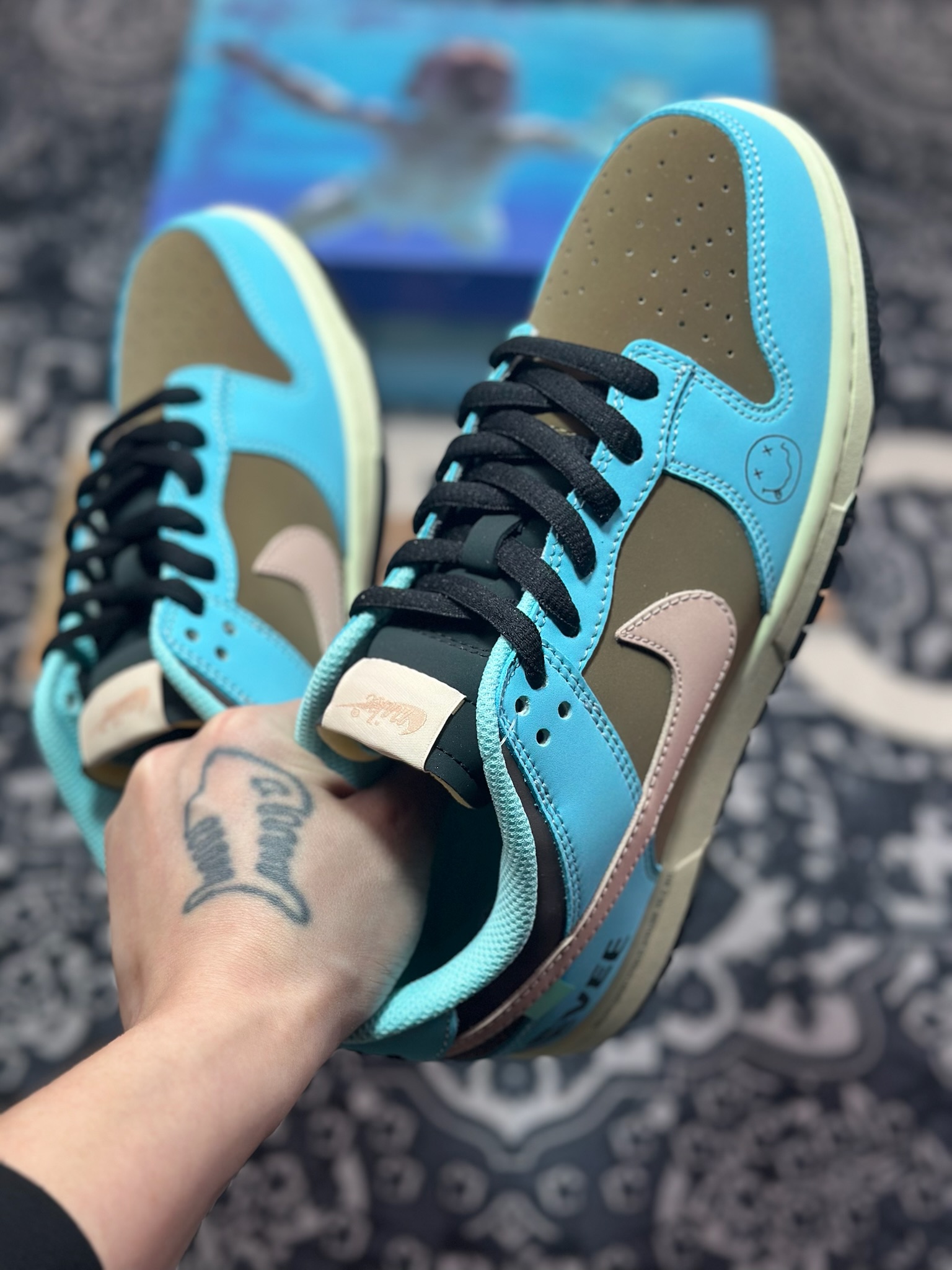 原装级别 Nike SB Dunk Low 笑脸 蓝棕 配色 低帮休闲运动滑板板鞋 MU0232-366