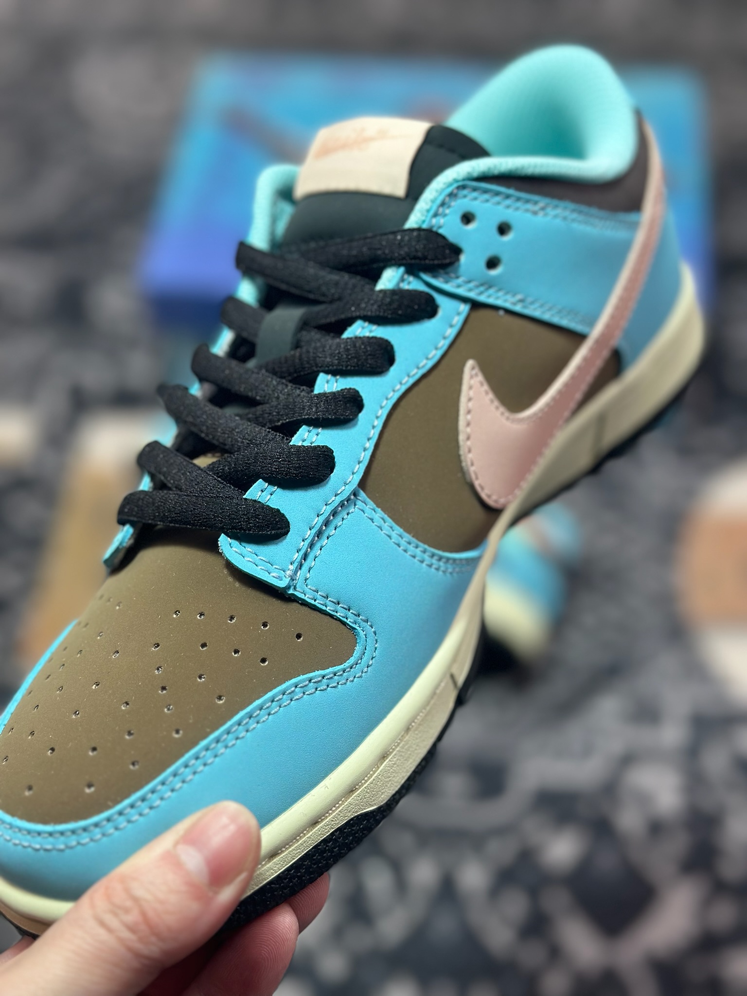 原装级别 Nike SB Dunk Low 笑脸 蓝棕 配色 低帮休闲运动滑板板鞋 MU0232-366