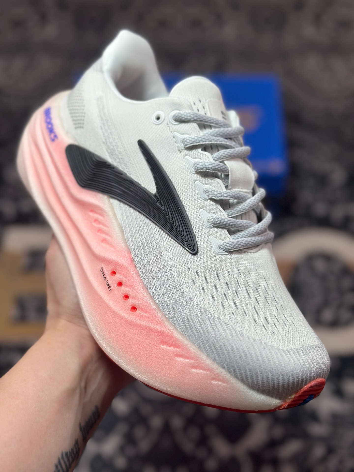 B2240 原装级别 Brooks 布鲁克斯 Glycerin Max 超弹轻盈跑步鞋 低帮透气缓震支撑休闲运动慢跑鞋
