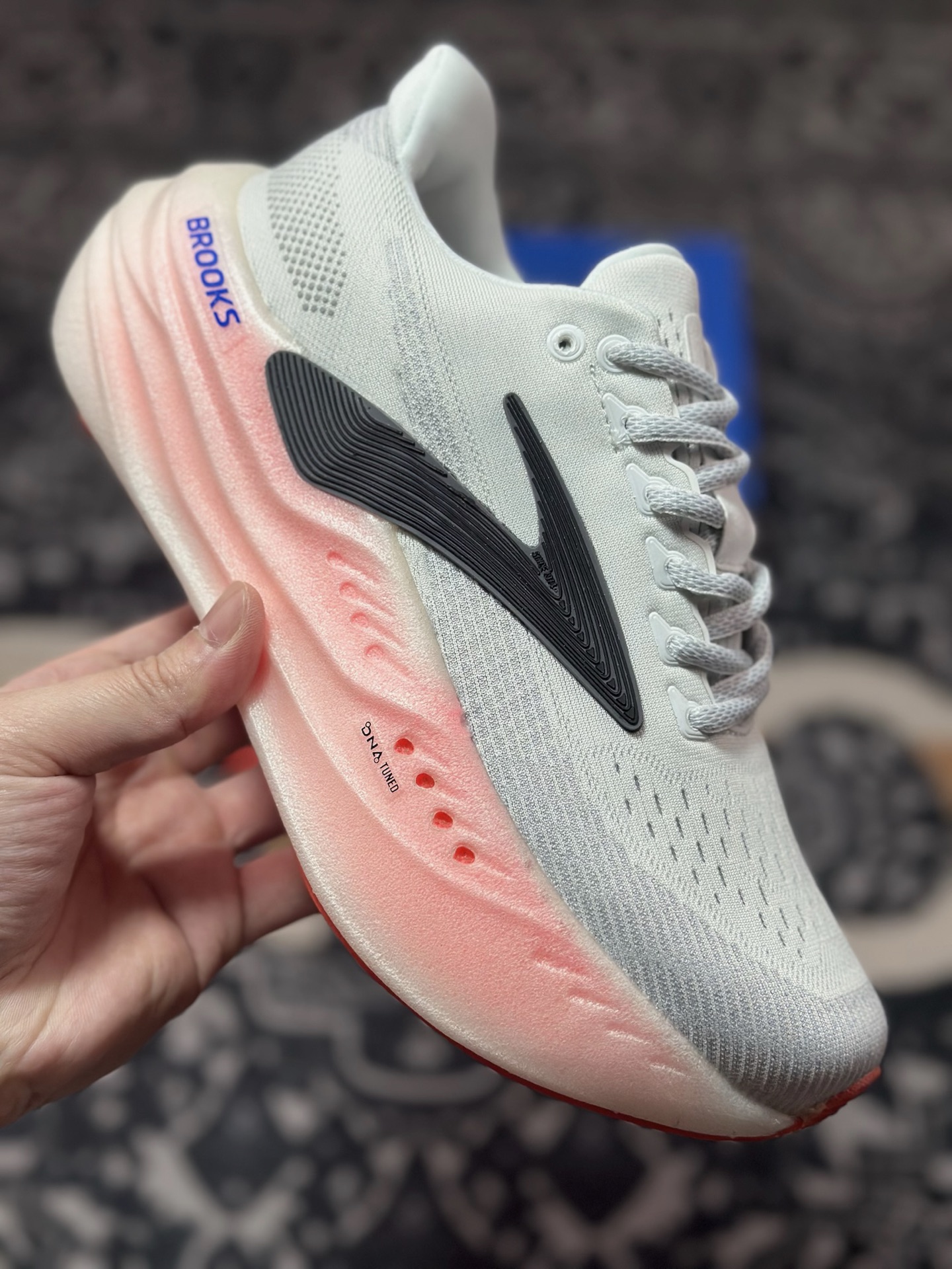 B2240 原装级别 Brooks 布鲁克斯 Glycerin Max 超弹轻盈跑步鞋 低帮透气缓震支撑休闲运动慢跑鞋