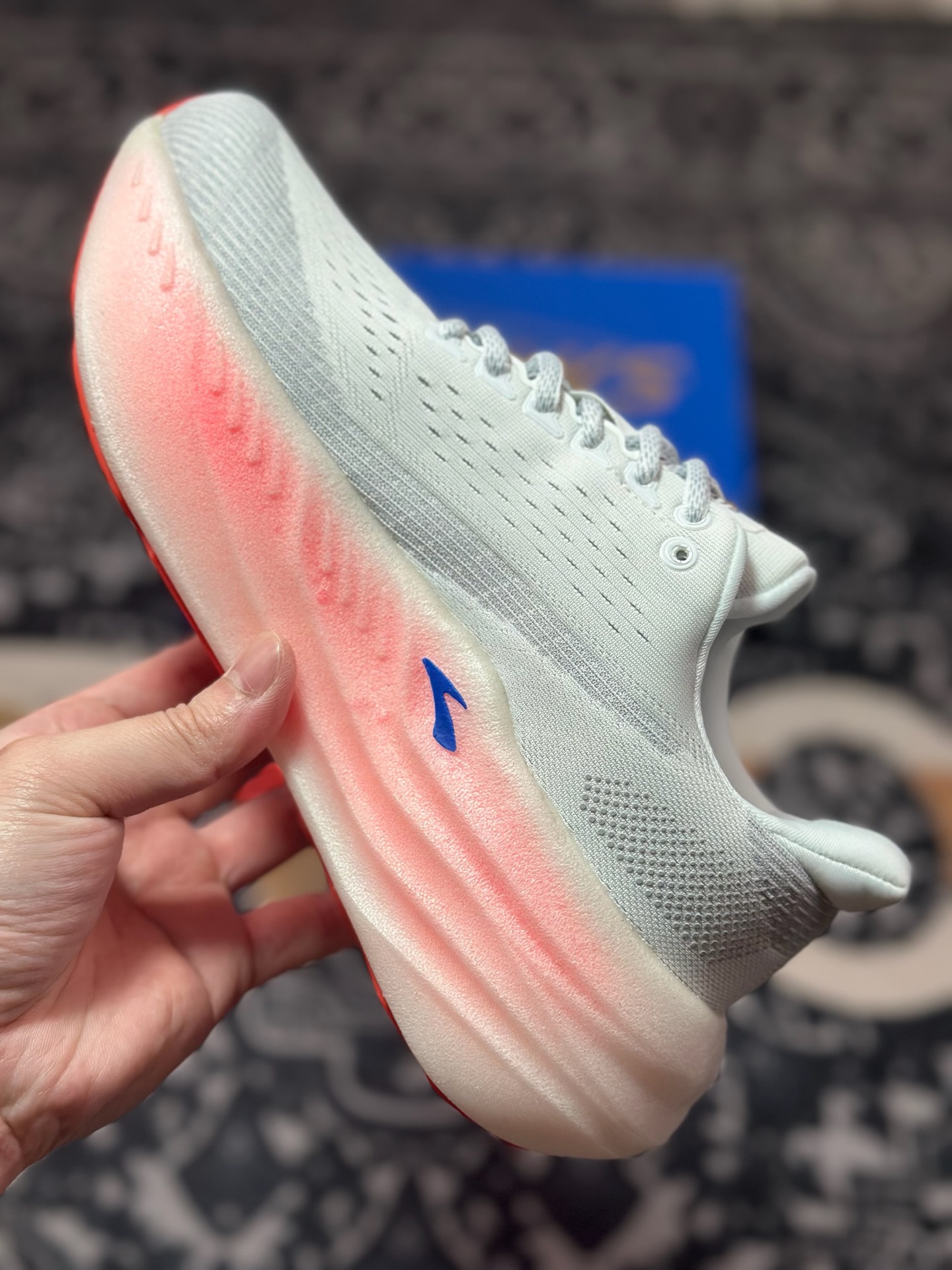 B2240 原装级别 Brooks 布鲁克斯 Glycerin Max 超弹轻盈跑步鞋 低帮透气缓震支撑休闲运动慢跑鞋