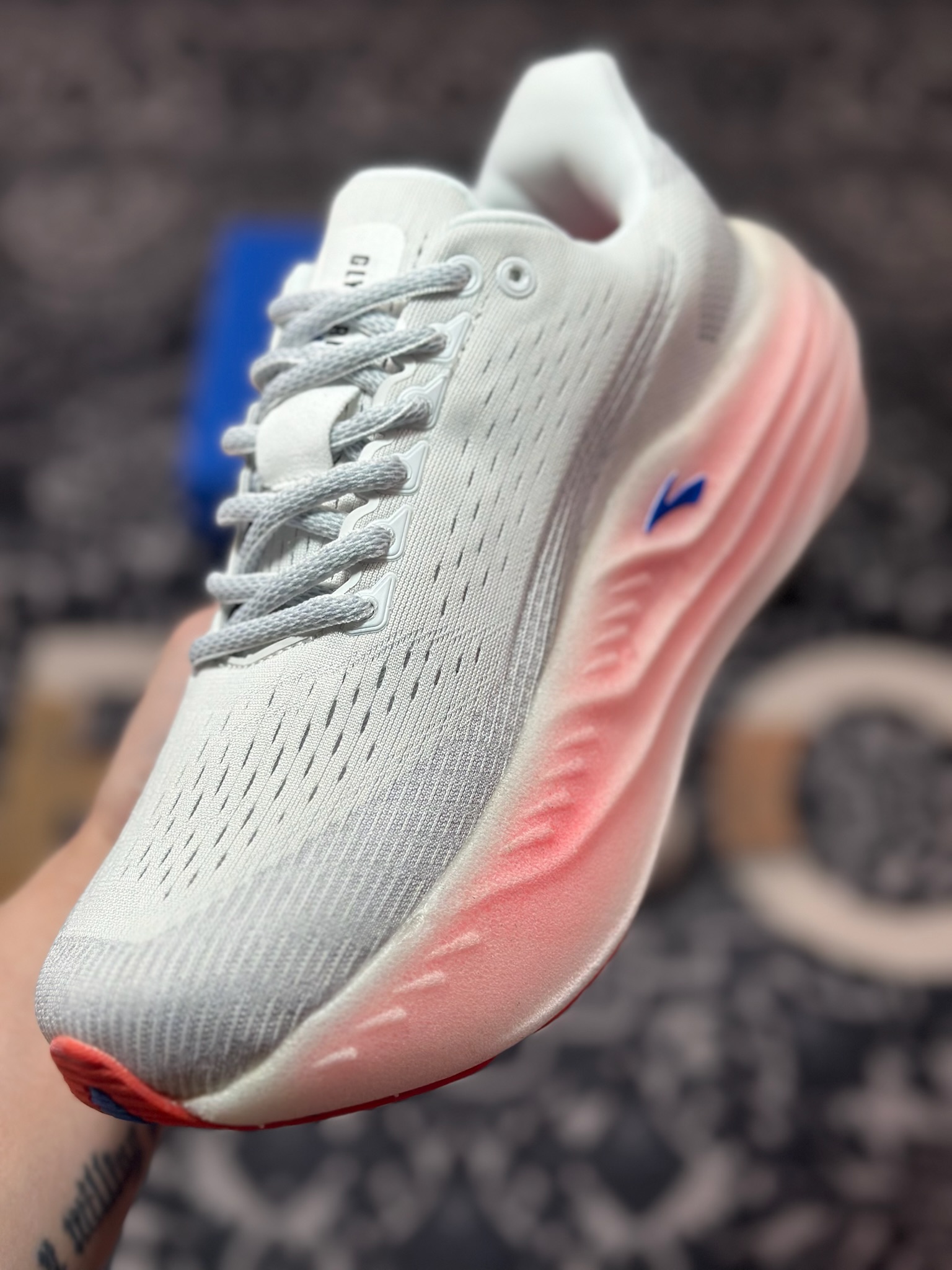 B2240 原装级别 Brooks 布鲁克斯 Glycerin Max 超弹轻盈跑步鞋 低帮透气缓震支撑休闲运动慢跑鞋
