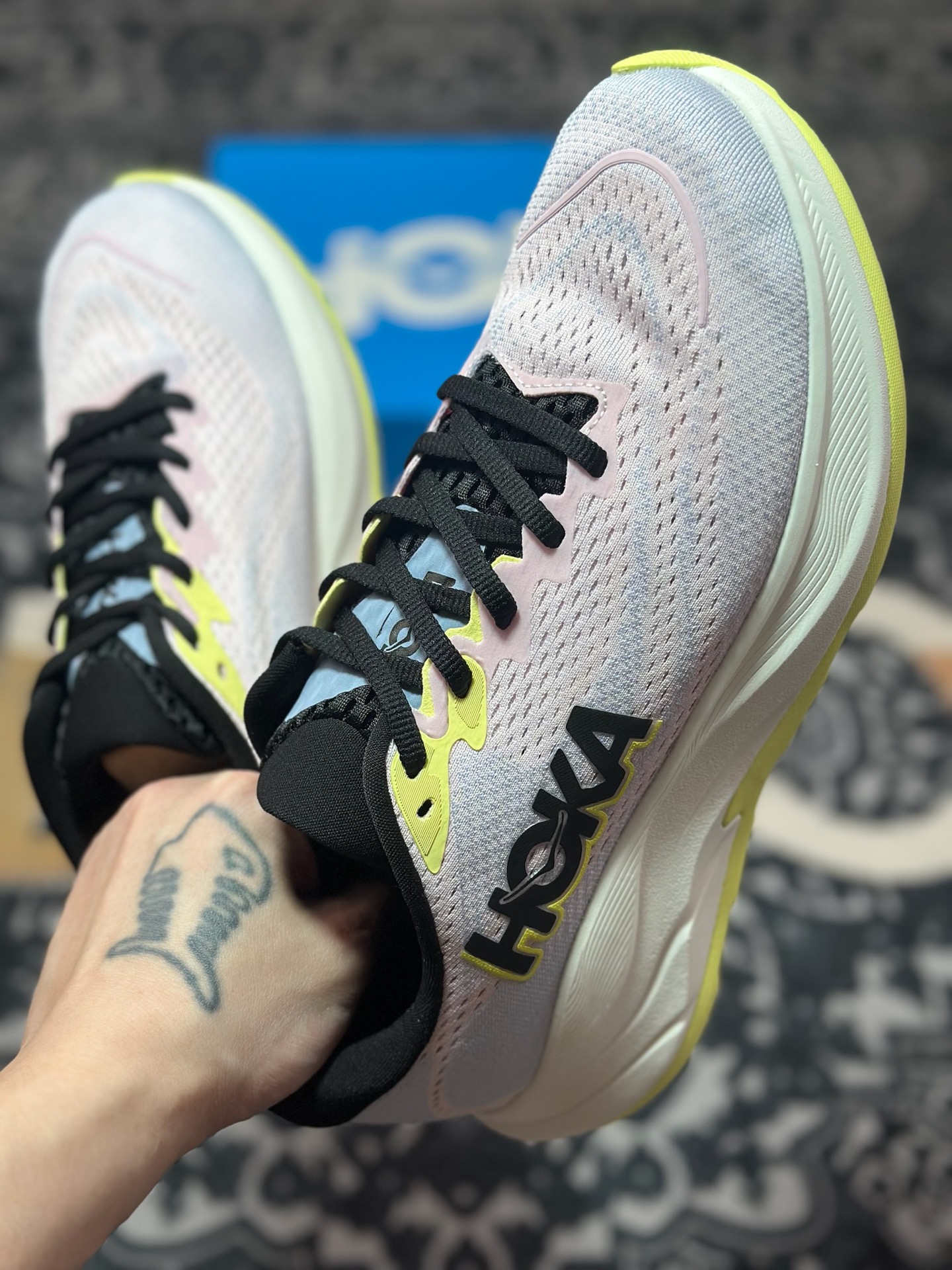 B0220 原装级别 Hoka One One Rincon 4 林康4代公路休闲跑步鞋 1155131-CTNS
