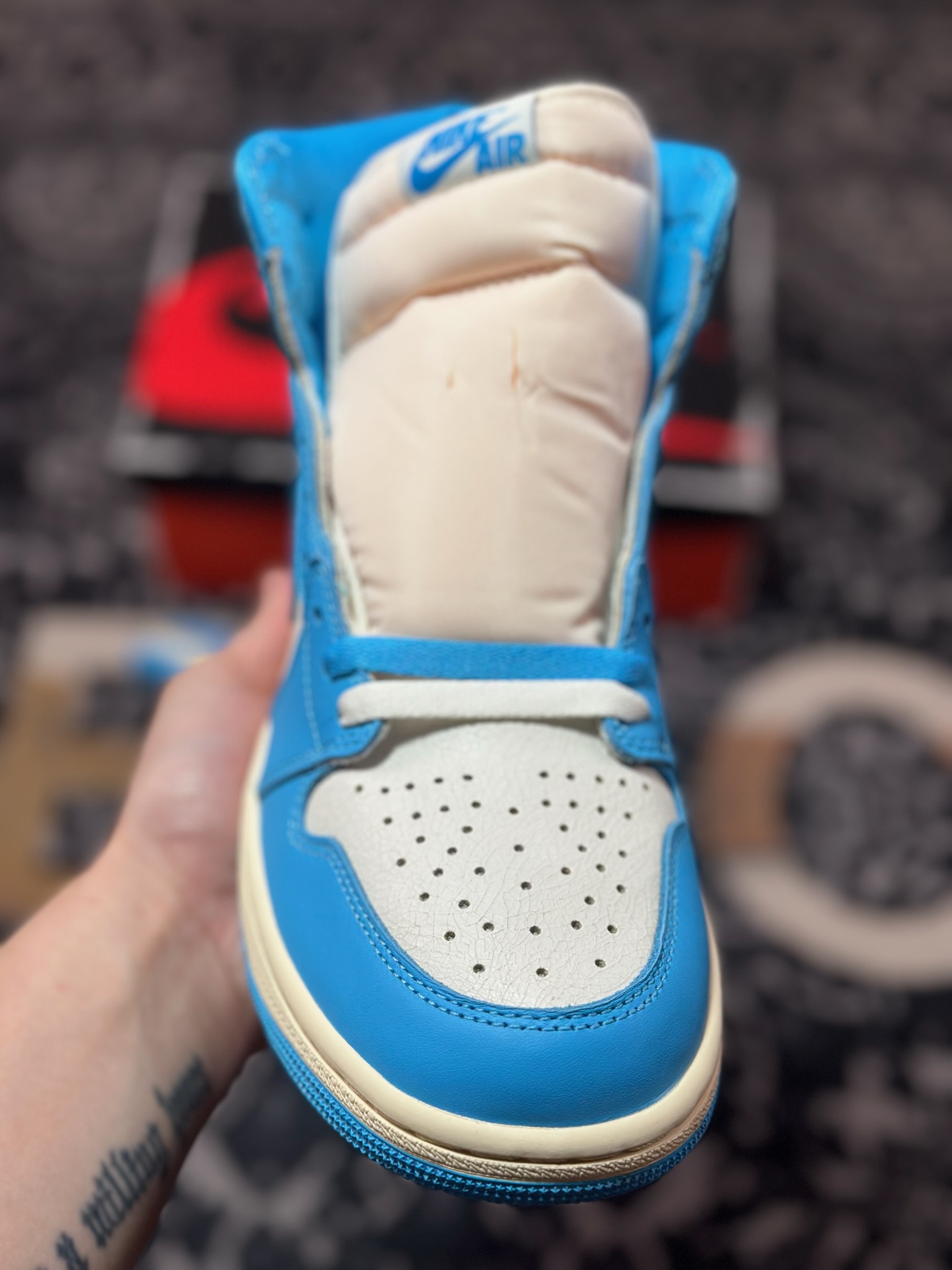 耐克Nike Air Jordan 1 Retro High OG”UNC Reimagined”AJ1代经典高帮百搭文化篮球鞋“贝壳蓝白氧化底” DZ5485-402