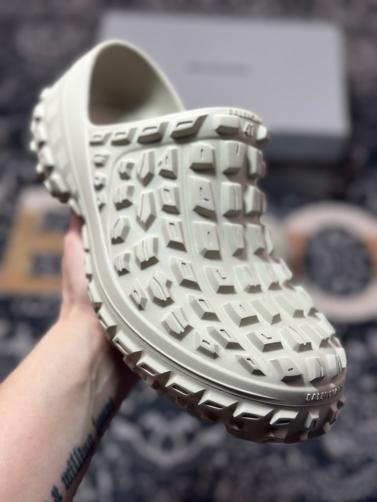 原装级别 Balenciaga巴黎世家 套脚圆头包头拖鞋