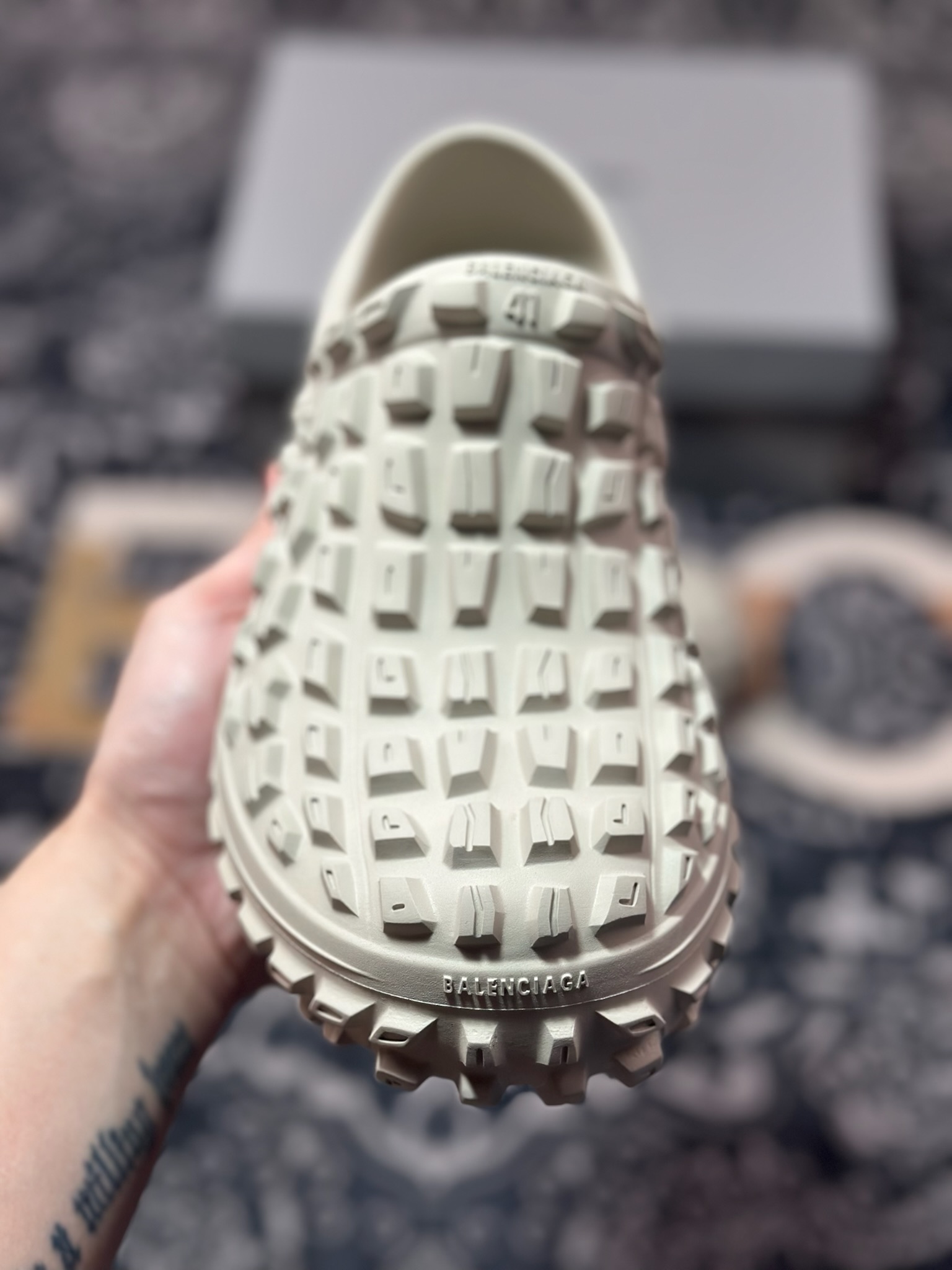 原装级别 Balenciaga巴黎世家 套脚圆头包头拖鞋