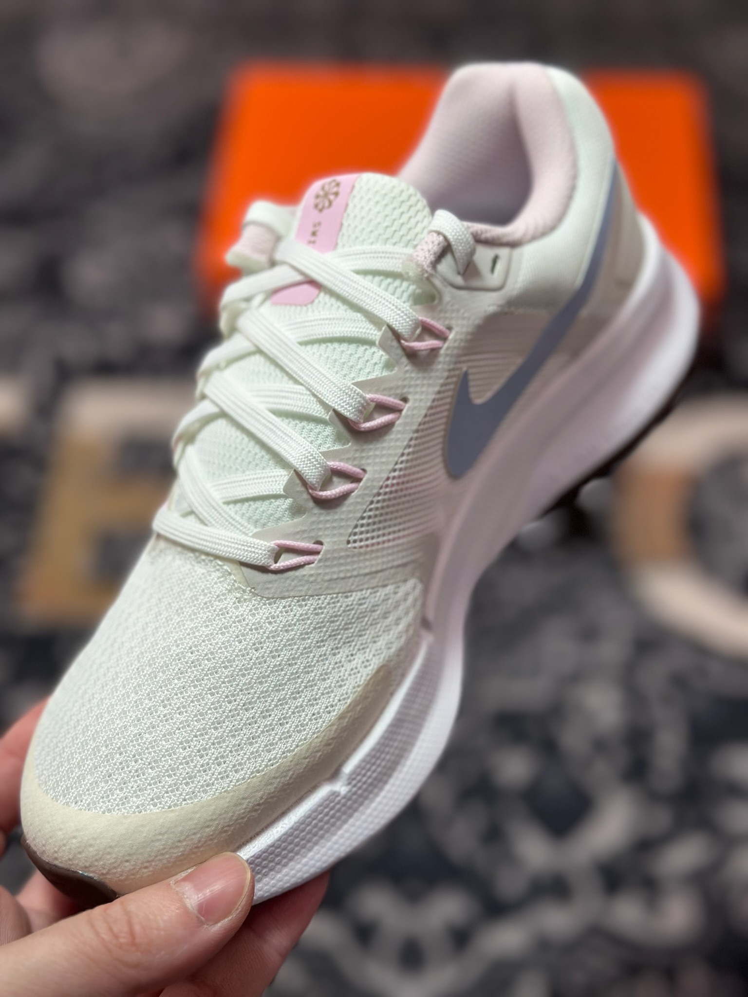 原装级别 Nike Run Swift 3 健步运动 低帮 休闲跑步鞋 女款 米白浅蓝 FN3448-141