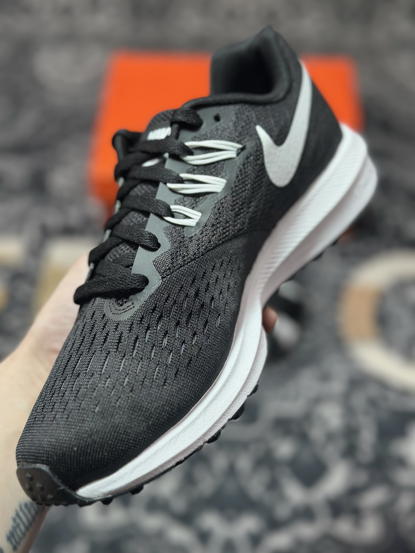 原装级别Nike Zoom Winflo 4 运动 织物减震防滑 低帮 休闲跑步鞋 黑白 898466-001