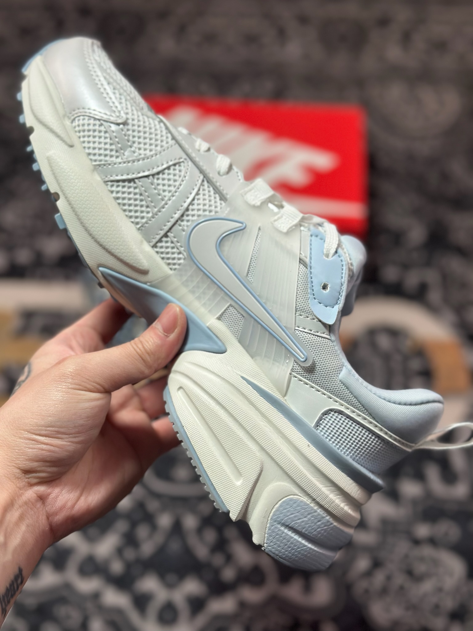 A700 NIKE V2K Runtekk 白天蓝 减震防滑复古低帮跑步鞋 FD0736-009