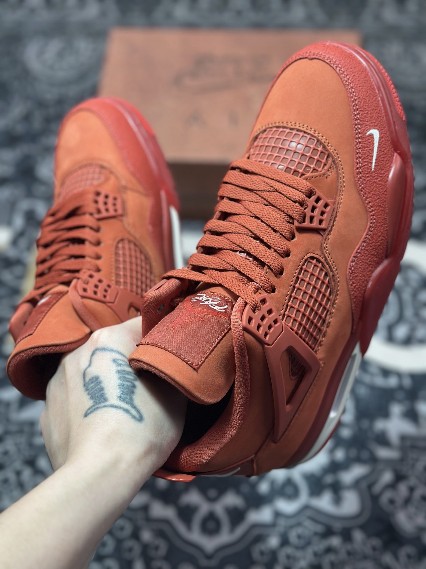Nigel Sylvester x Air Jordan 4 “Brick by Brick” BIKE 联名橙棕红砖 HF4340-800