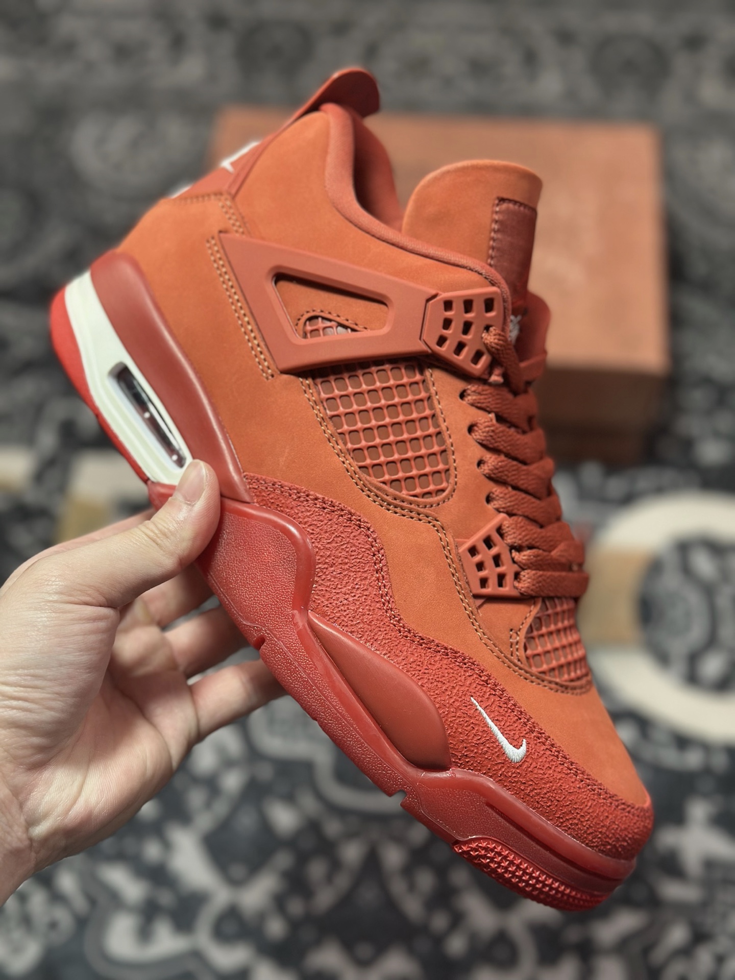 Nigel Sylvester x Air Jordan 4 “Brick by Brick” BIKE 联名橙棕红砖 HF4340-800