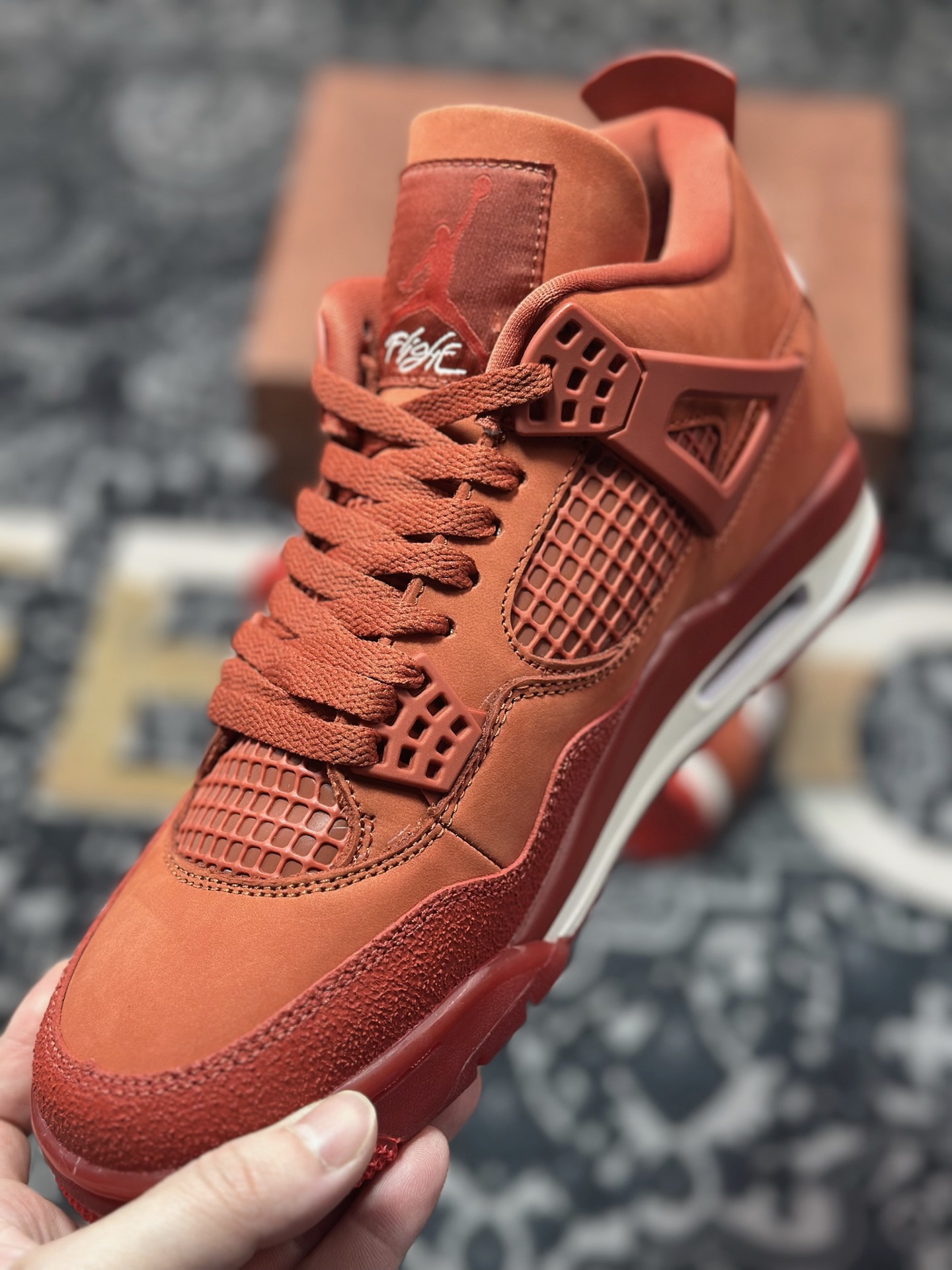 Nigel Sylvester x Air Jordan 4 “Brick by Brick” BIKE 联名橙棕红砖 HF4340-800