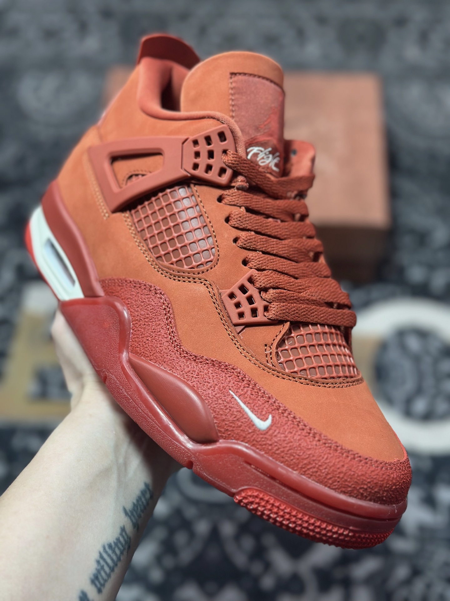 Nigel Sylvester x Air Jordan 4 “Brick by Brick” BIKE 联名橙棕红砖 HF4340-800
