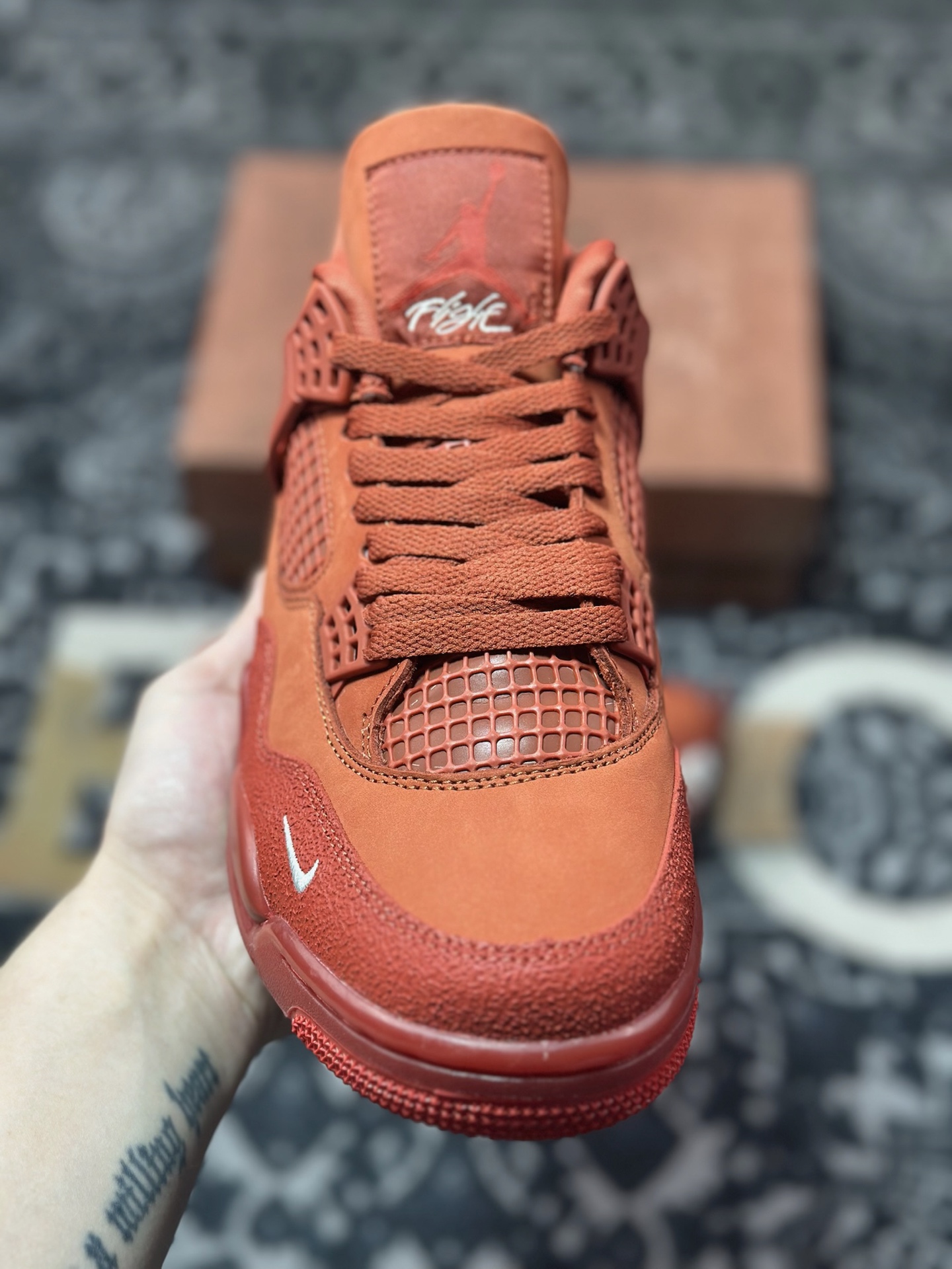 Nigel Sylvester x Air Jordan 4 “Brick by Brick” BIKE 联名橙棕红砖 HF4340-800