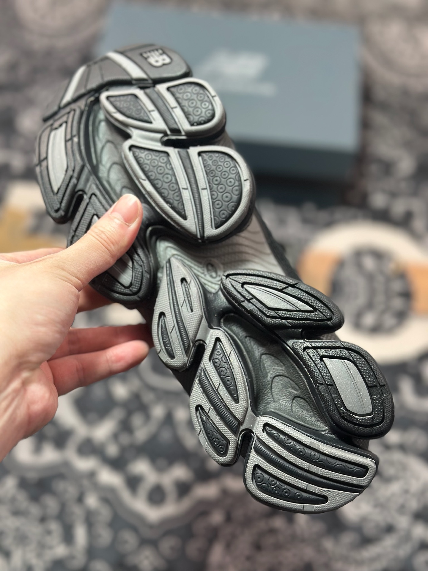 New Balance 新百伦 网面休闲鞋 U2000EA