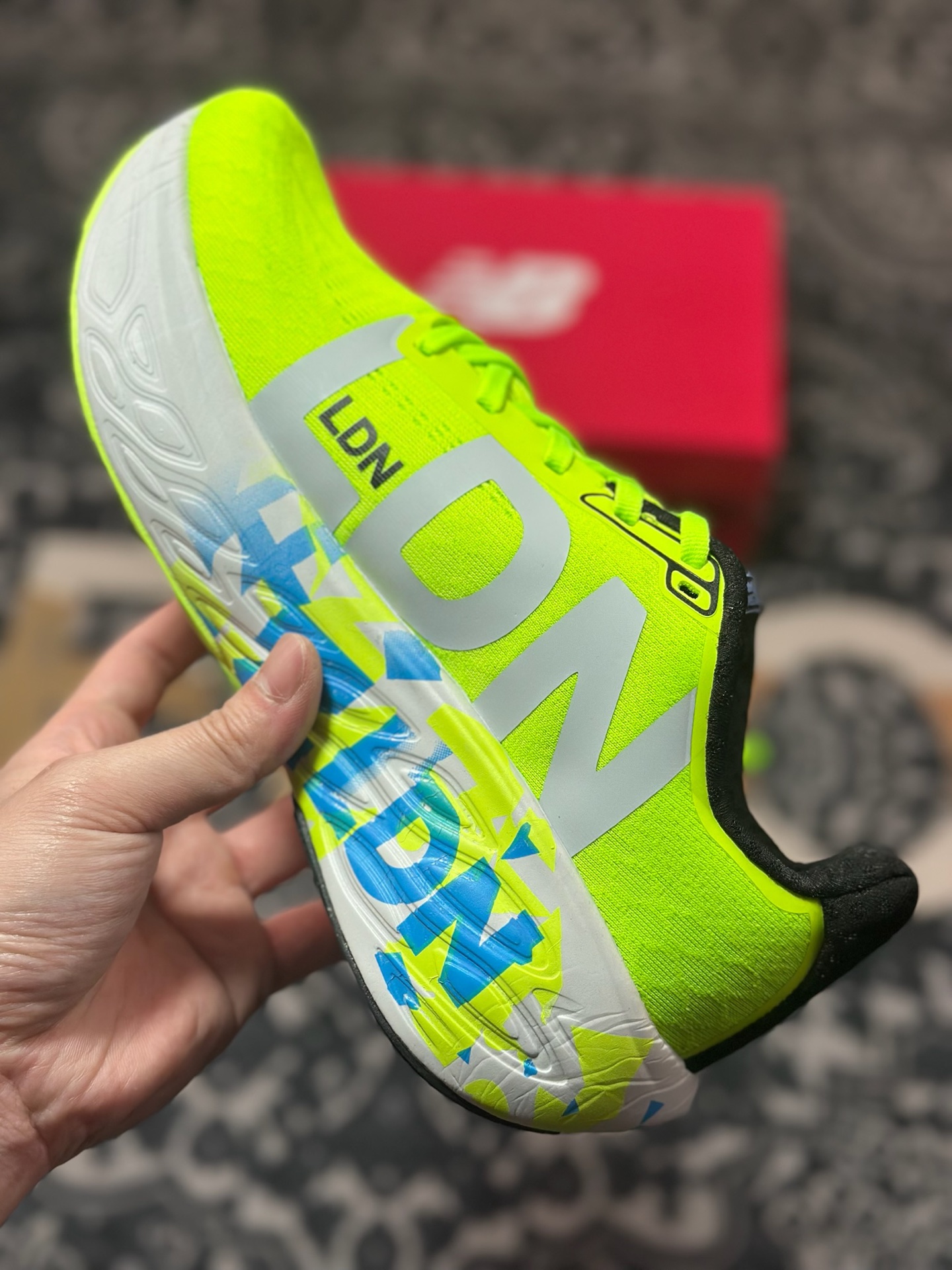 New Balance 新百伦 M1080LDN 网面透气跑步鞋
