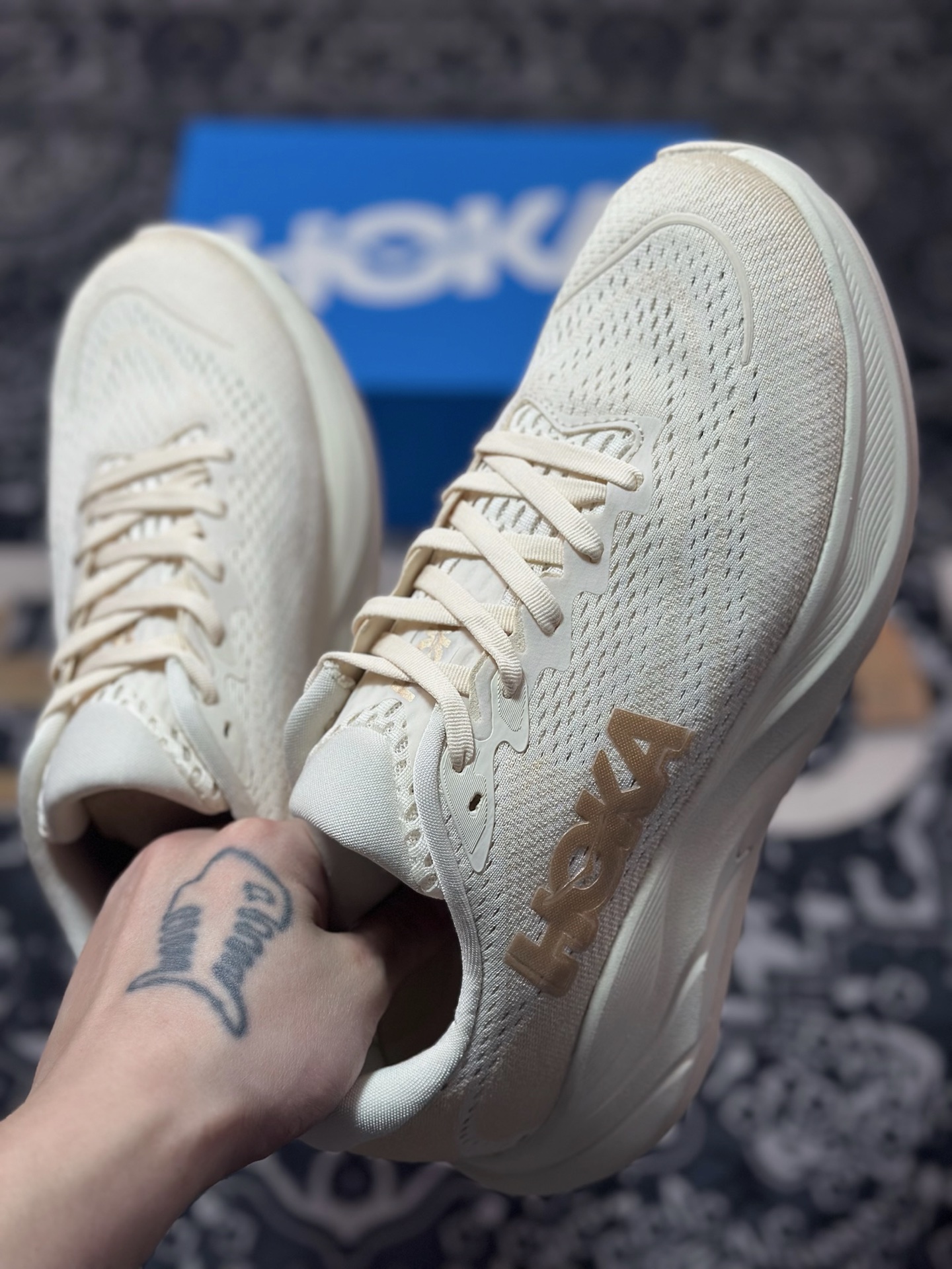 B220 Hoka One One Rincon 4 林康4代公路休闲跑步鞋 1155131-VCH