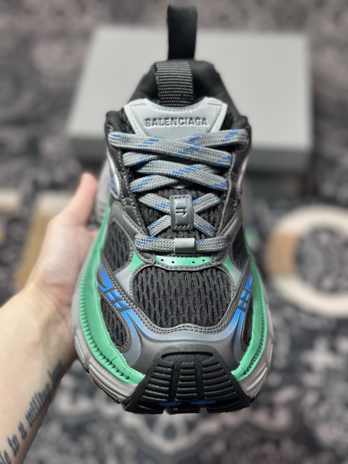巴黎世家BALENCIAGA Cargo Sneaker 10XL船型系列低帮复古阔型厚底运动鞋“黑灰蓝绿做旧” 784344 W2MV2 1143