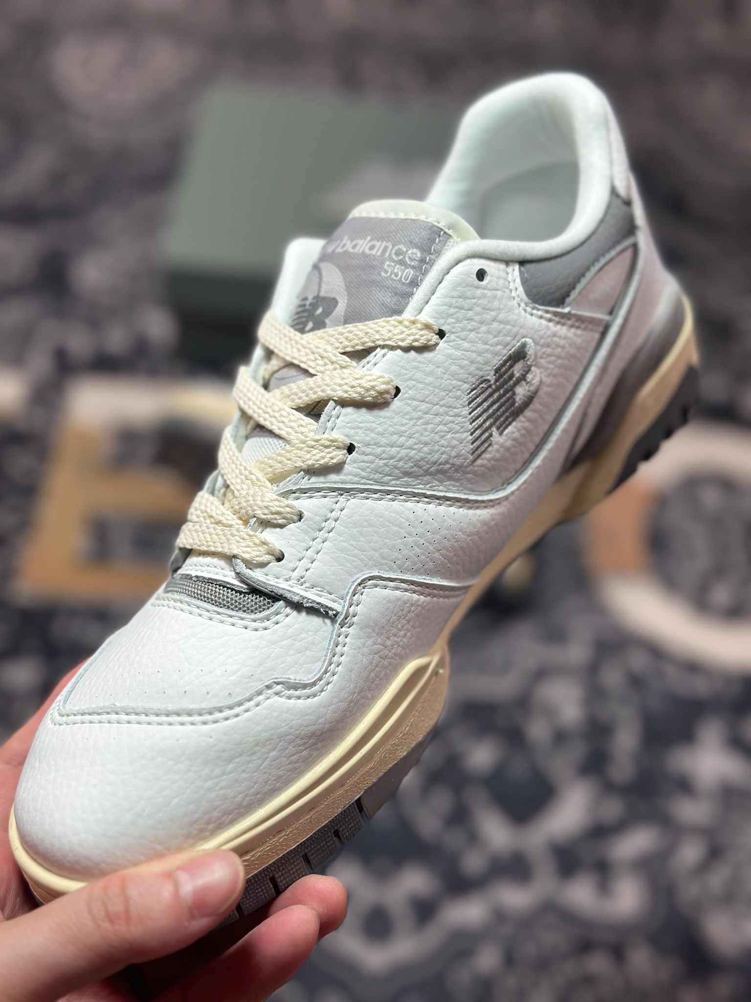 New Balance BB550系列 新平衡皮面中性休闲跑鞋 BB550PTC