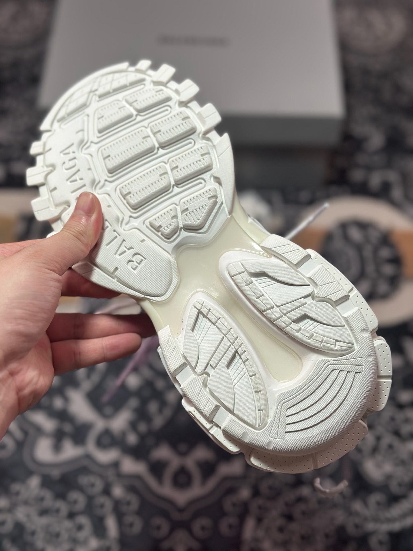 优选 # Balenciaga 巴黎世家 Track Sneaker 巴黎世家三代 户外概念复古老爹鞋