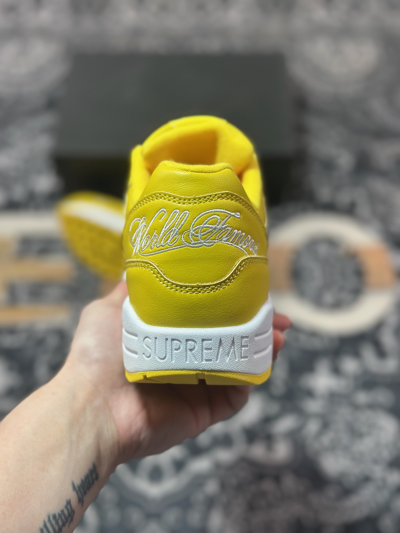 Nike Air Max 1 耐克半掌气垫复古跑步鞋 HF8813-700