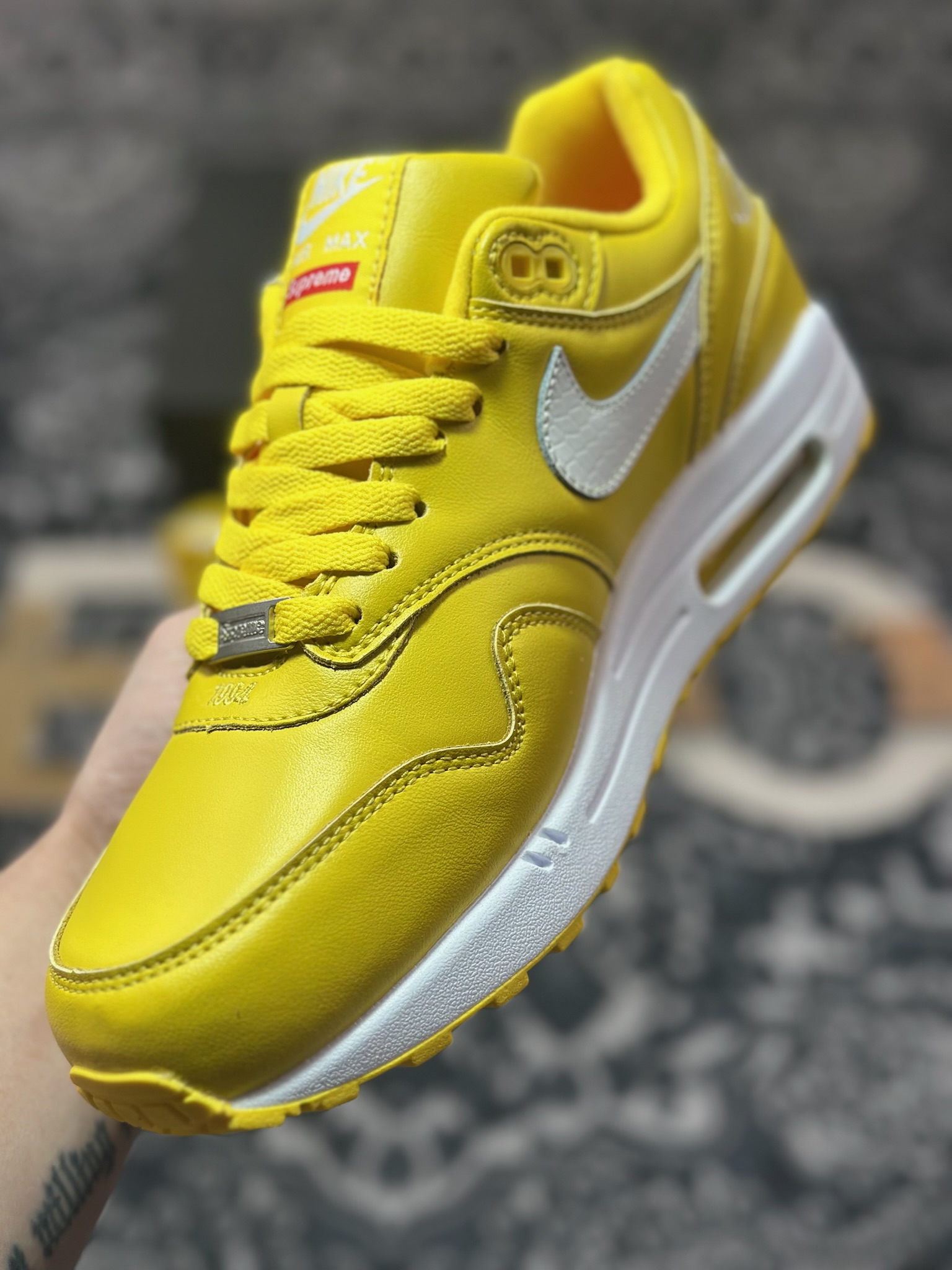 Nike Air Max 1 耐克半掌气垫复古跑步鞋 HF8813-700