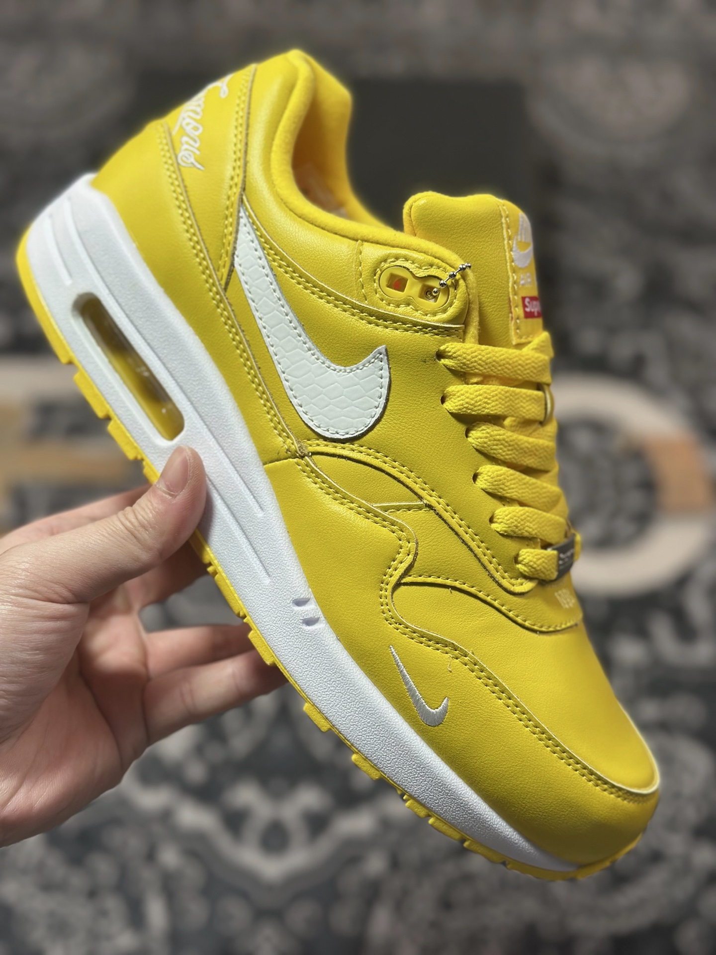 Nike Air Max 1 耐克半掌气垫复古跑步鞋 HF8813-700