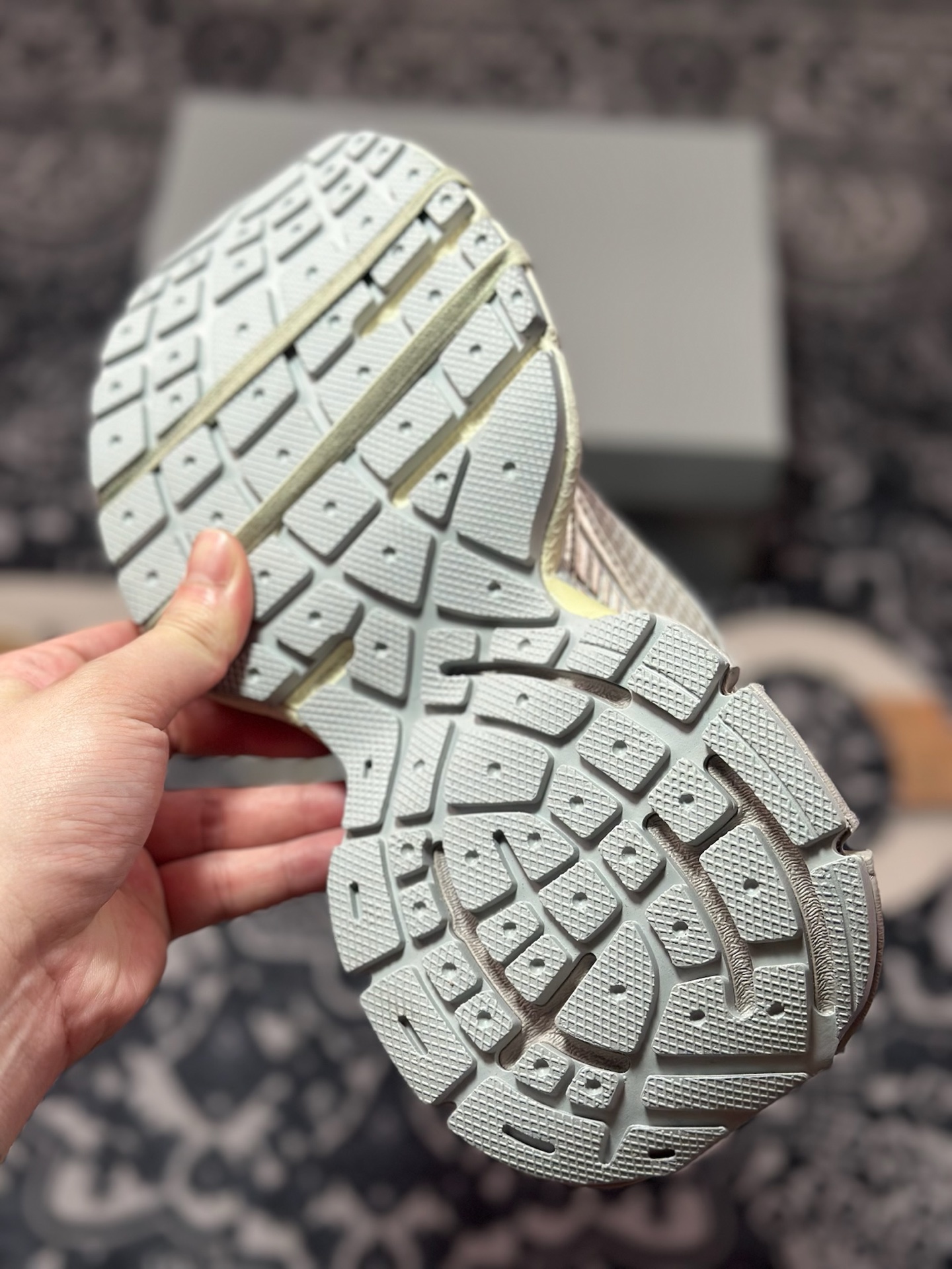 优选 Balenciaga 巴黎世家 Phantom Sneaker 3XL 做旧复古老爹鞋