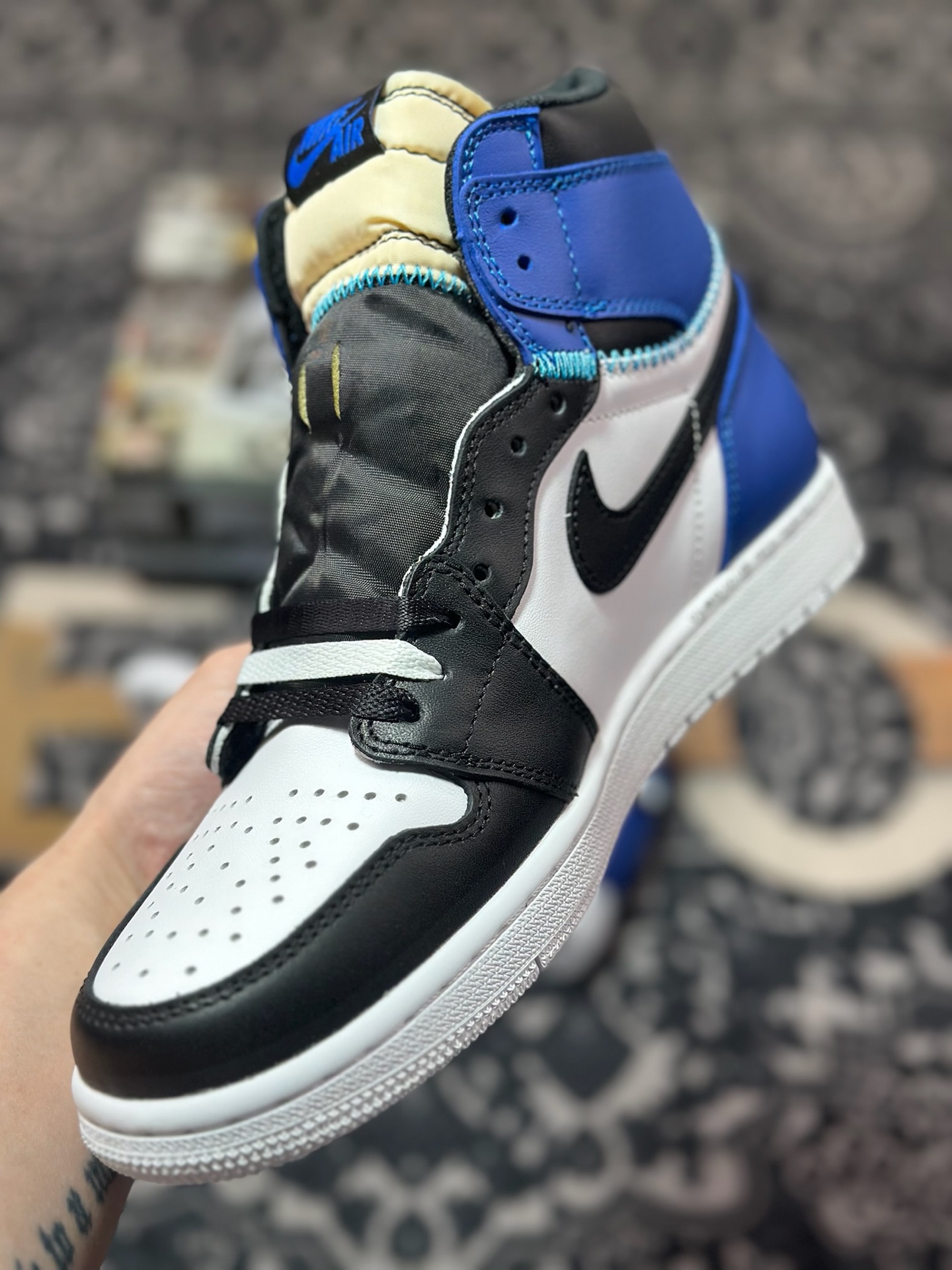 Jordan Air Jordan 1 High OG”UNC Reimagined” 黑白蓝 DZ5485-041