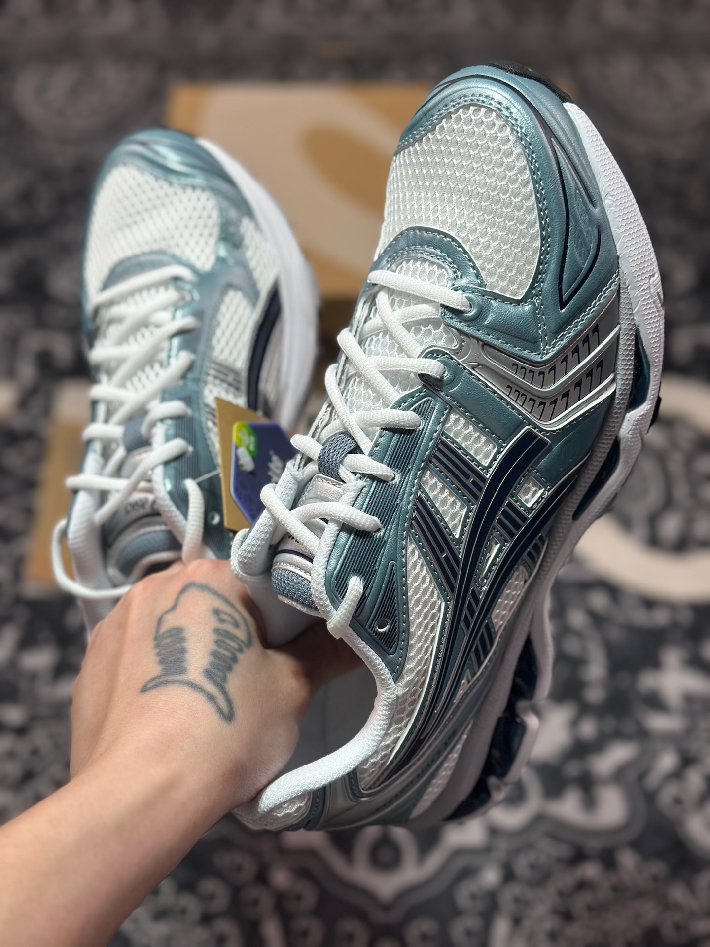 优选 纯原 Asics 亚瑟士 GEL-Kayano 14 低帮运动休闲跑步鞋 1203A537-106