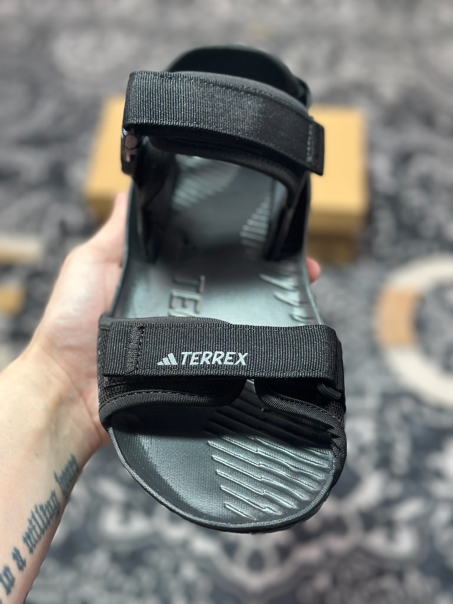 原厂级别 AD TERREX HYDROTERRA 防滑耐磨 运动休闲沙滩凉鞋 ID4269