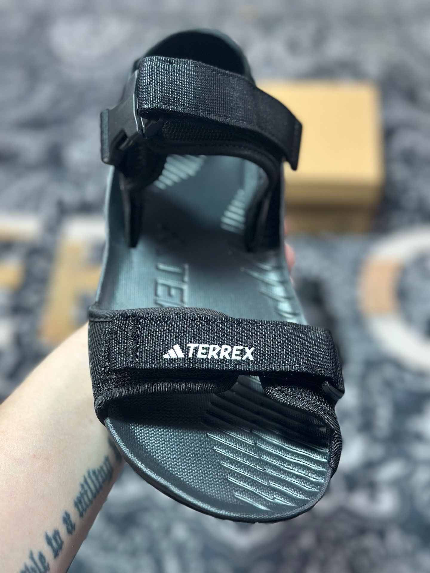 原厂级别 AD TERREX HYDROTERRA 防滑耐磨 运动休闲沙滩凉鞋 ID4265