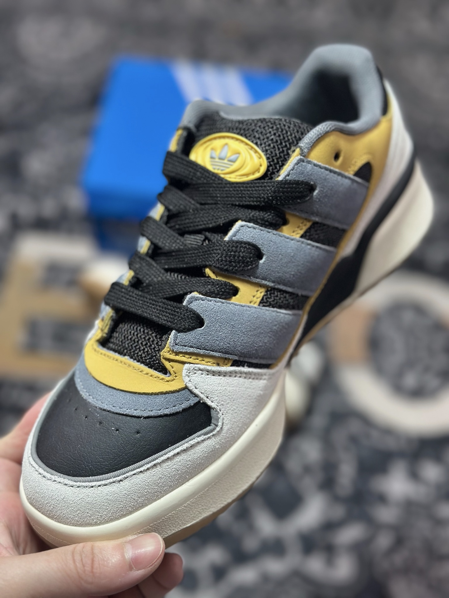 Adidas originals Forum 2000 CL 三叶草低帮 复古潮流休闲面包鞋 JS3158