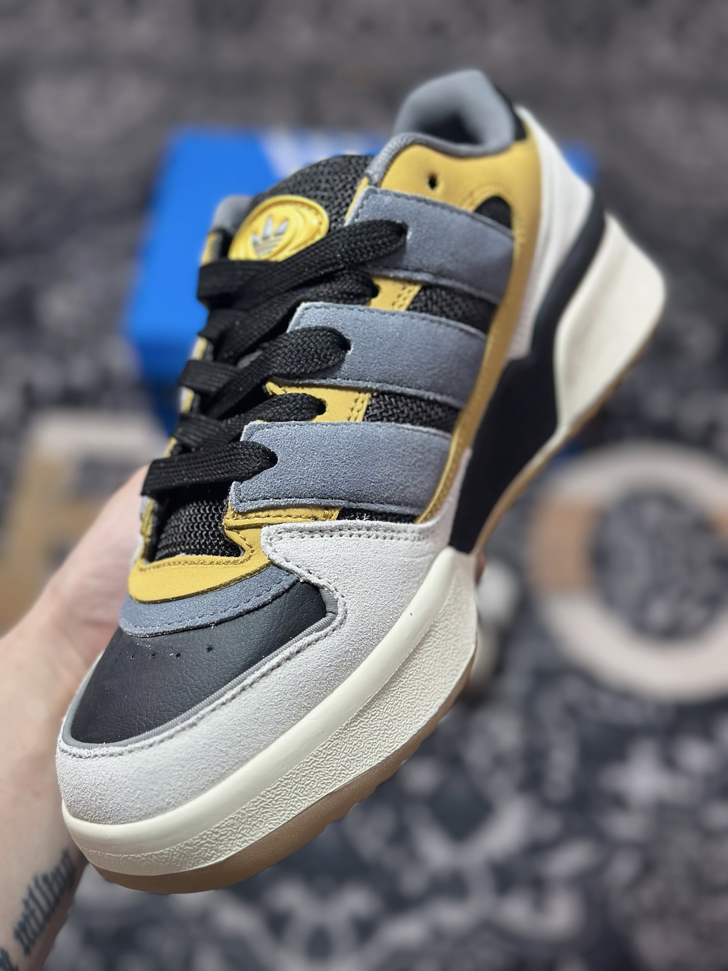 Adidas originals Forum 2000 CL 三叶草低帮 复古潮流休闲面包鞋 JS3158