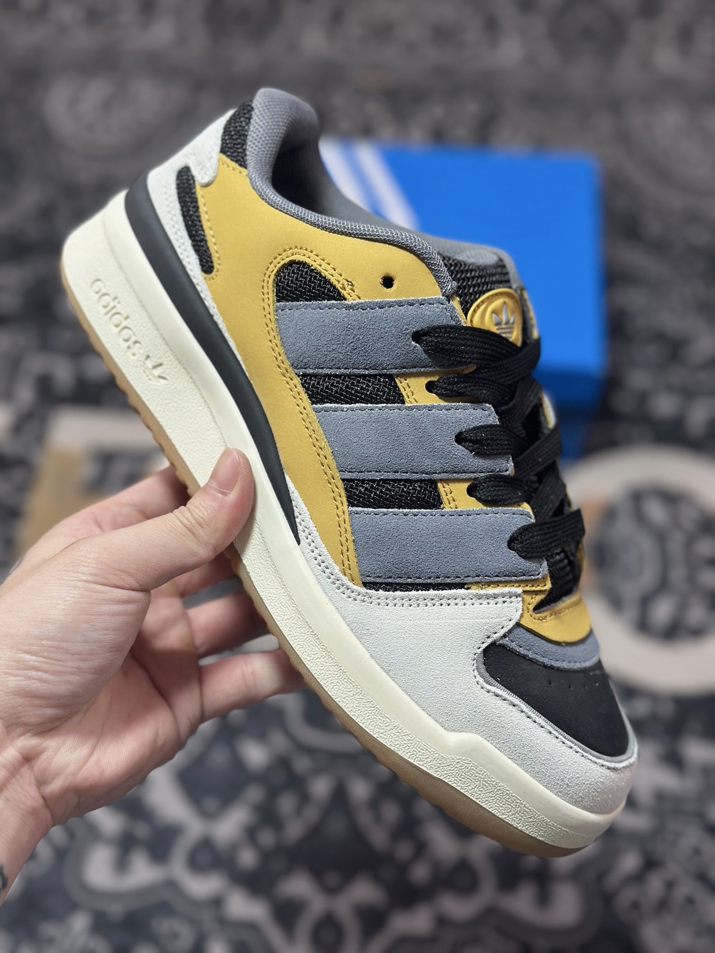 Adidas originals Forum 2000 CL 三叶草低帮 复古潮流休闲面包鞋 JS3158