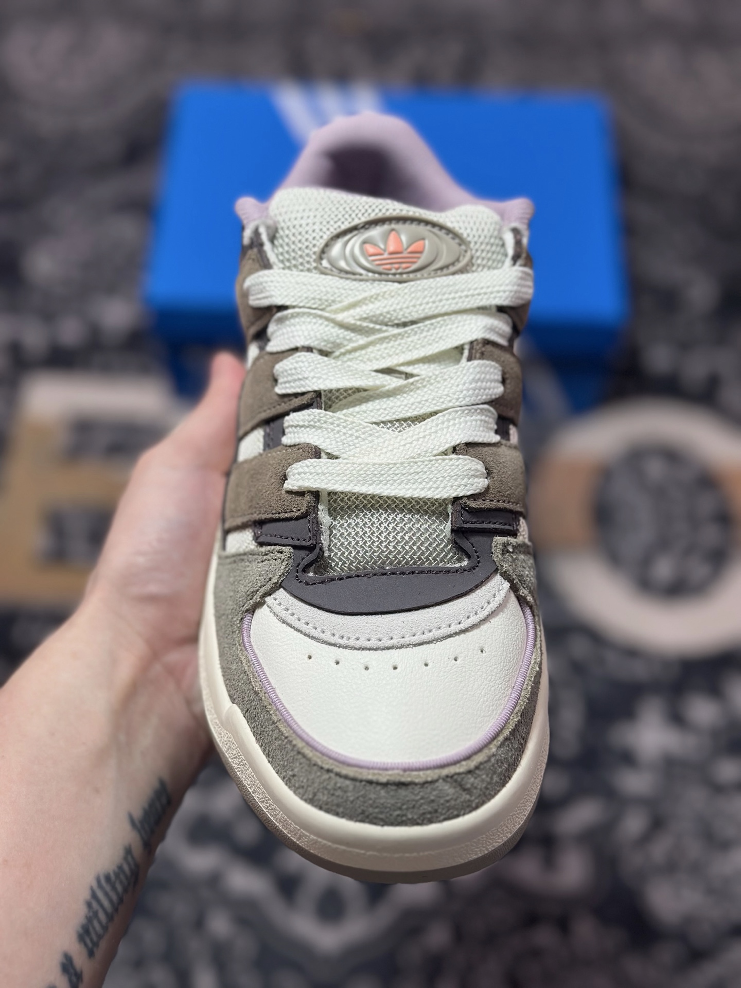 Adidas originals Forum 2000 CL 三叶草低帮 复古潮流休闲面包鞋 JS3159