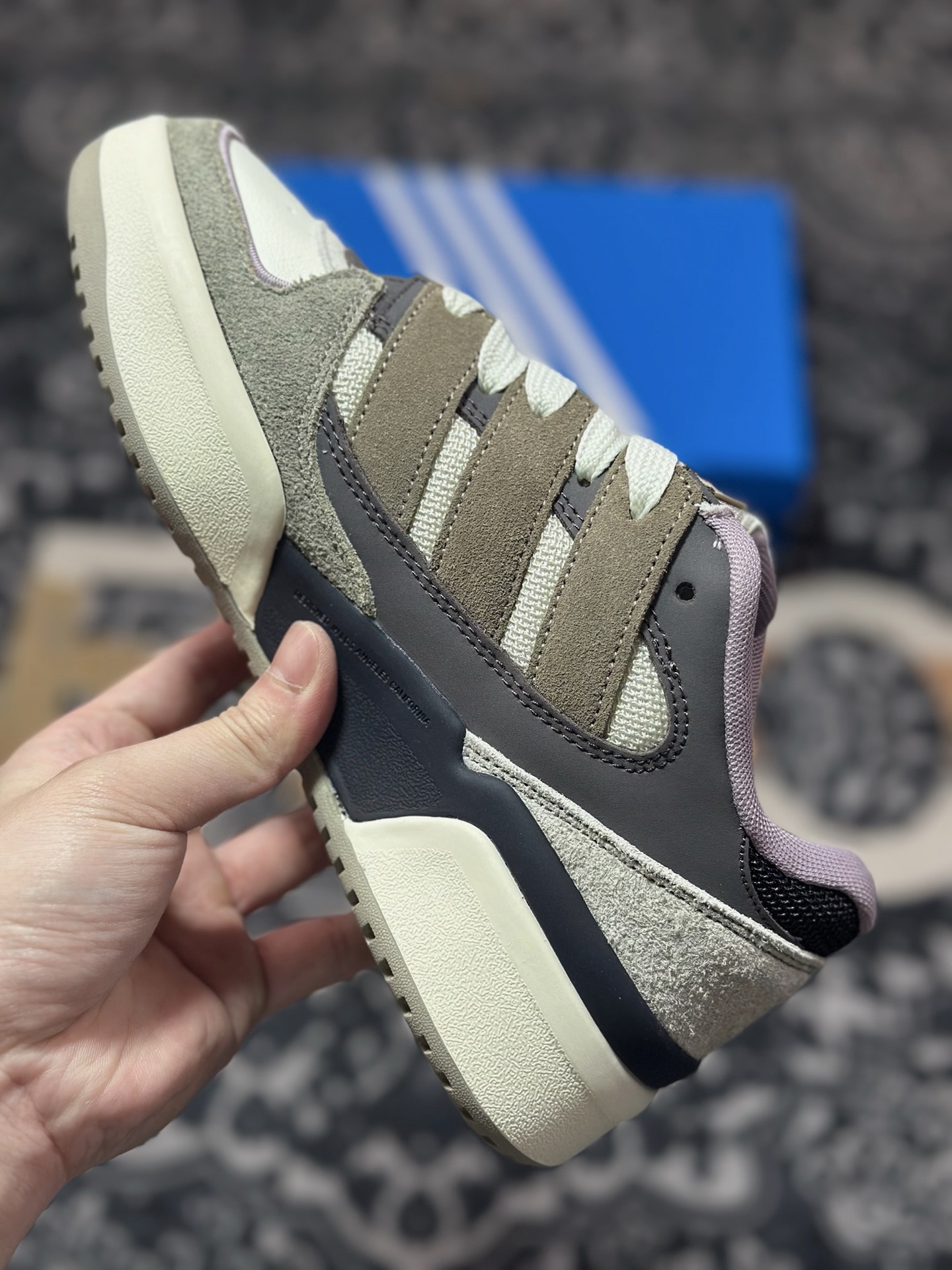 Adidas originals Forum 2000 CL 三叶草低帮 复古潮流休闲面包鞋 JS3159