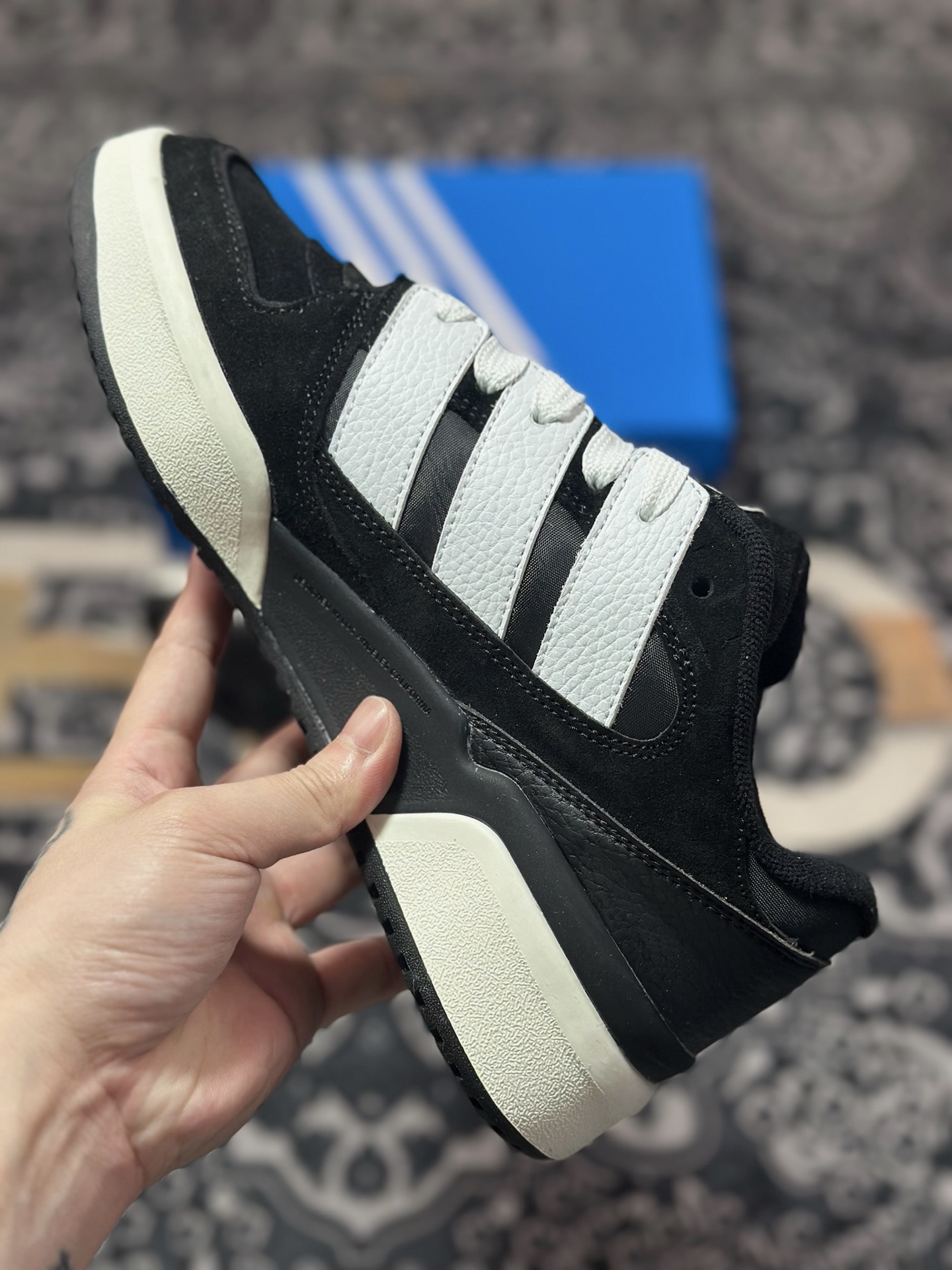 Adidas originals Forum 2000 CL 三叶草低帮 复古潮流休闲面包鞋 JS0996