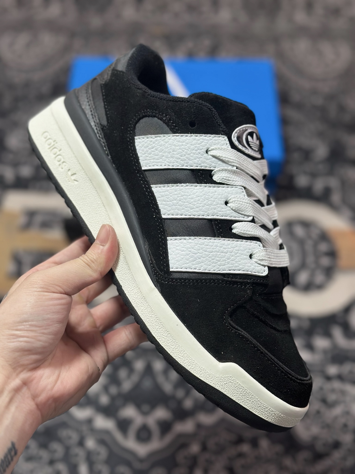 Adidas originals Forum 2000 CL 三叶草低帮 复古潮流休闲面包鞋 JS0996