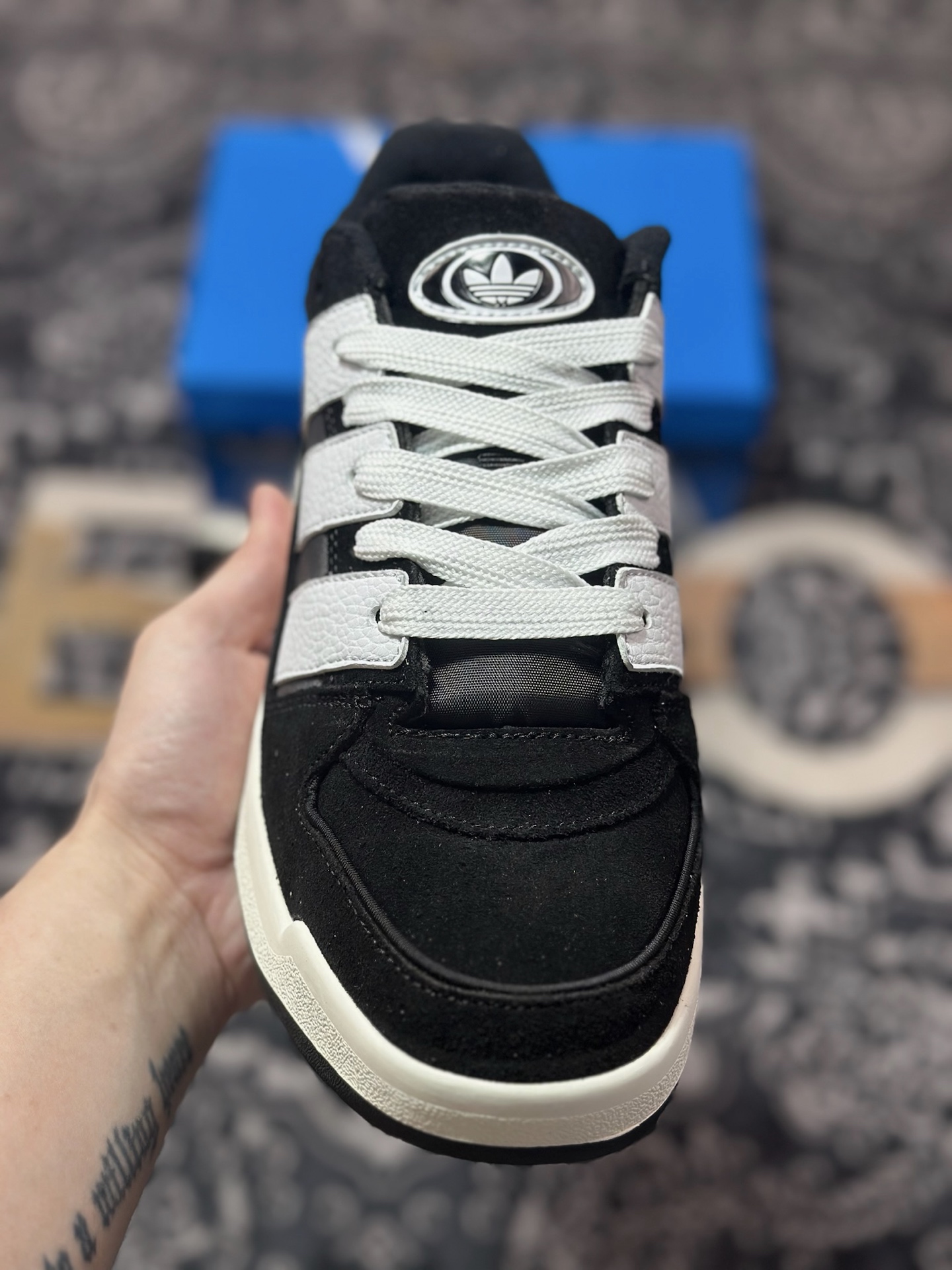 Adidas originals Forum 2000 CL 三叶草低帮 复古潮流休闲面包鞋 JS0996