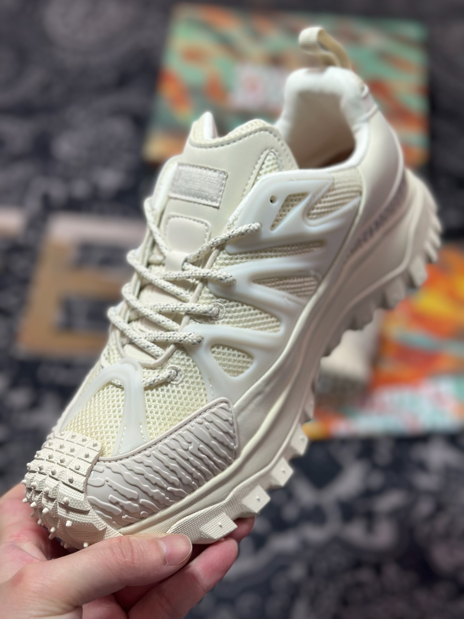 优选 Moncler 盟可睐/蒙口 Trailgrip GTX 抗撕裂材质山地户外鞋