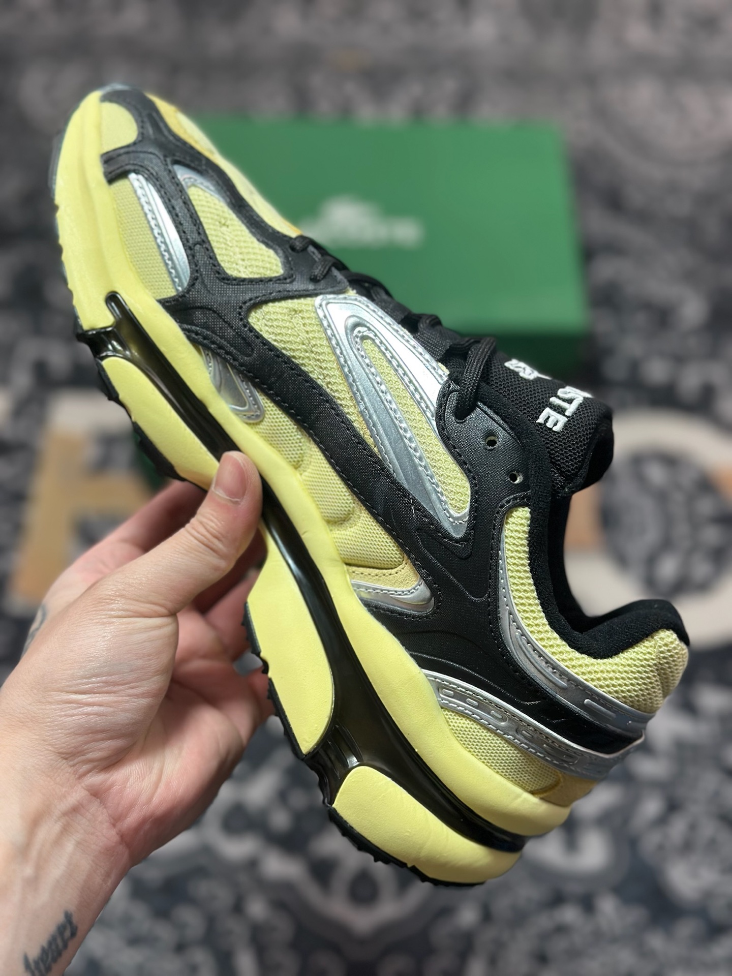 爆款LACOSTE法国鳄鱼 L003 2K24 网布 透气系带 低帮 生活休闲鞋 男款 黄色 47SMA0013