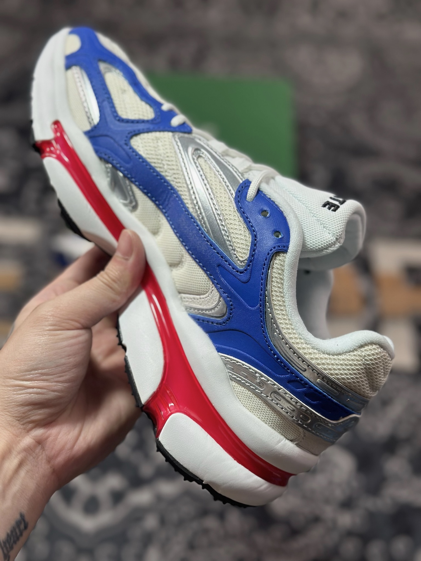 爆款LACOSTE法国鳄鱼 网布 圆头系带百搭 低帮 生活休闲鞋 白蓝色 47SMA0013