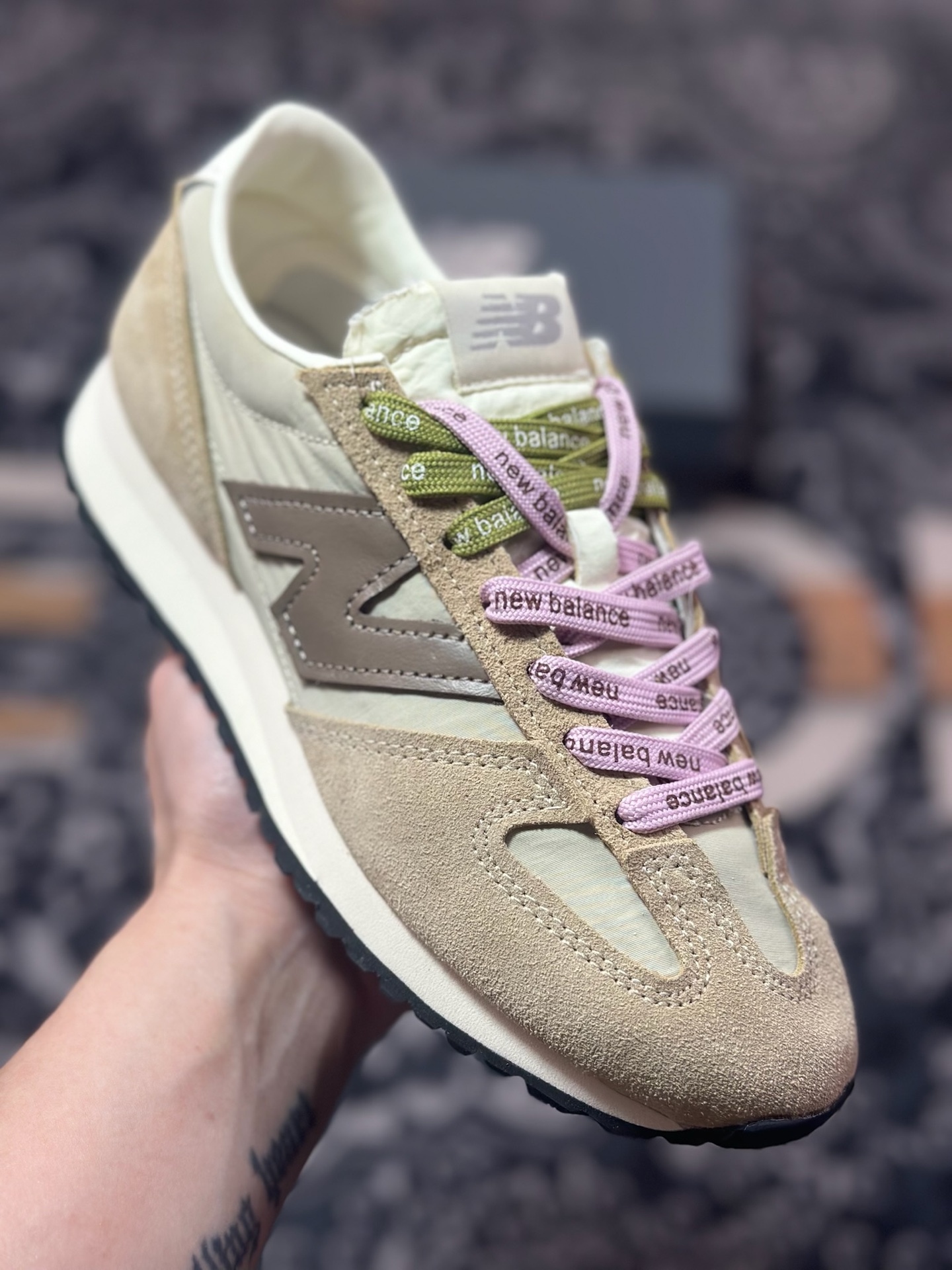 New Balance 新百伦 U471AI 复古休闲鞋 正确长绒鞋面/正确头层皮”N”字LOGO 真皮纹理清晰可见
