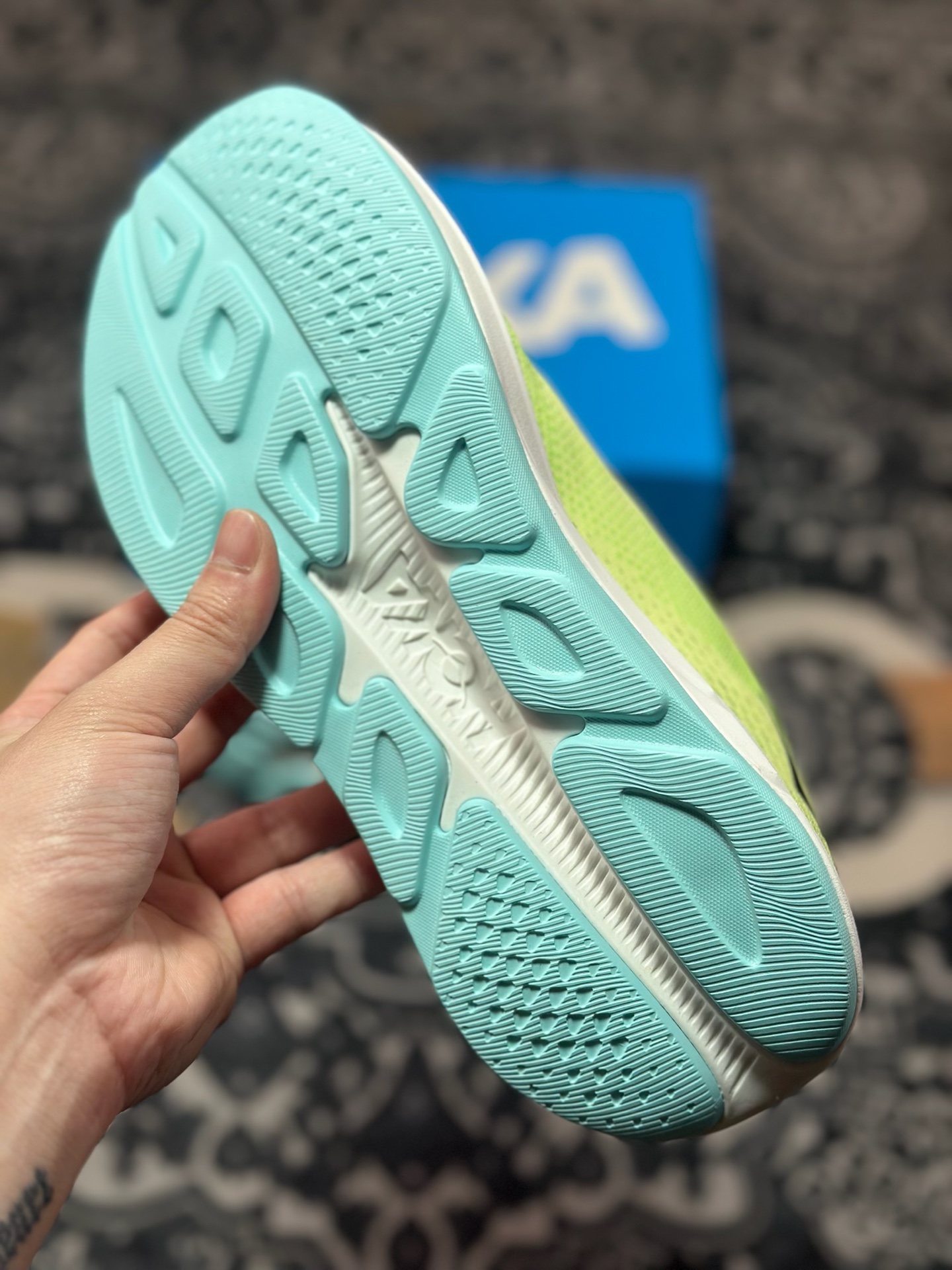Hoka One One Rincon 4 林康4代公路休闲跑步鞋 1155130-YZT