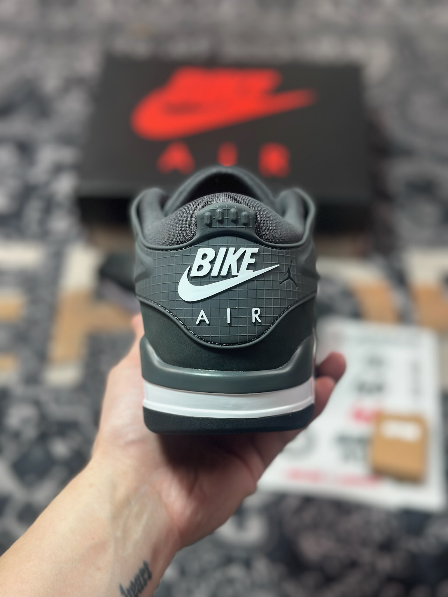 优选 Nigel Sylvester x Jordan Air Jordan 4 RM SP“Anthracite”黑色 HF4334-004