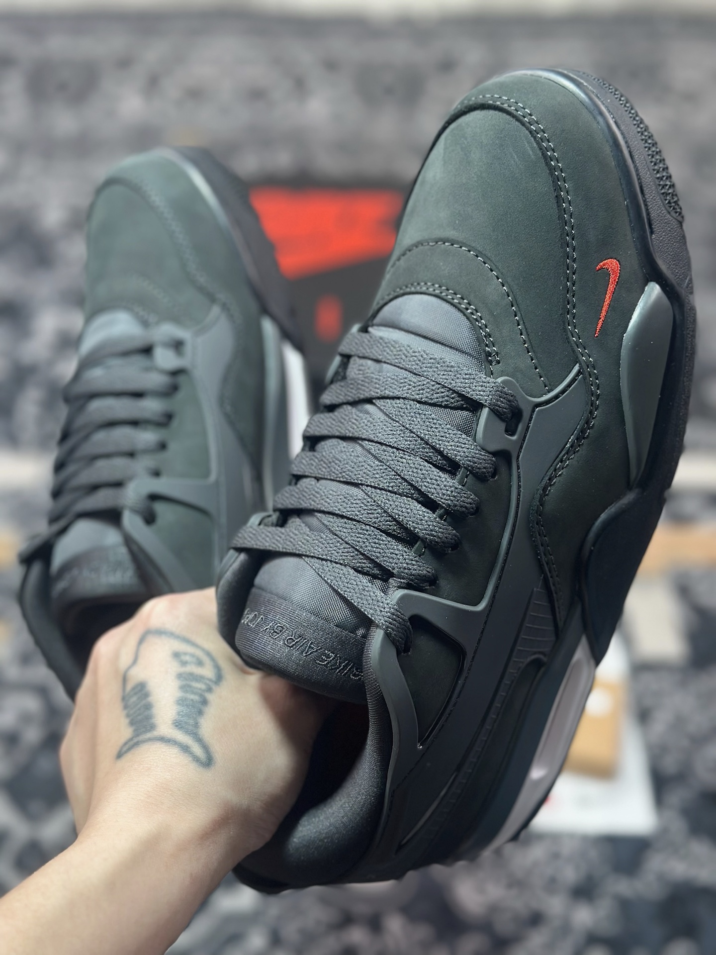 优选 Nigel Sylvester x Jordan Air Jordan 4 RM SP“Anthracite”黑色 HF4334-004